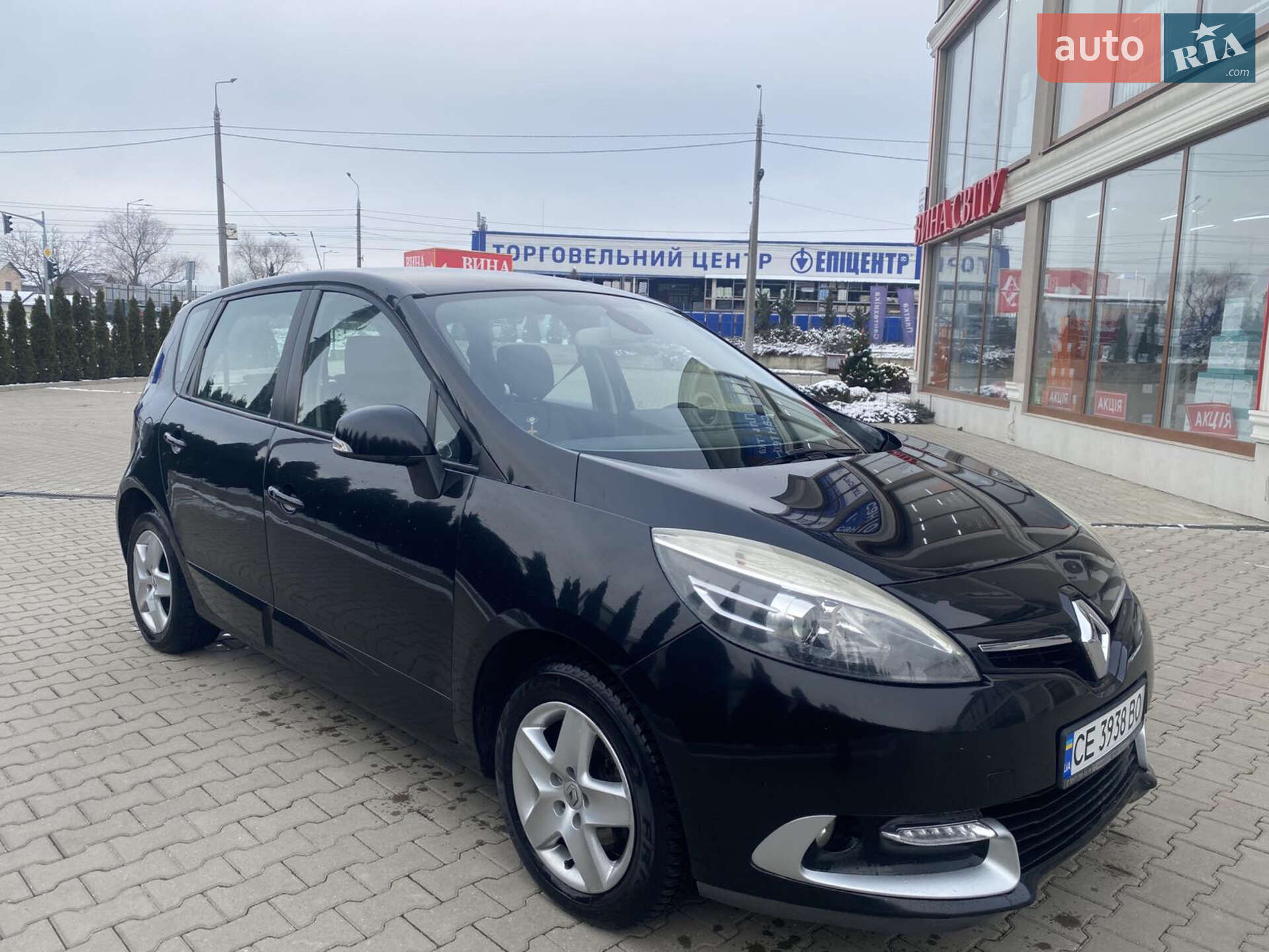 Головне фото звіту автомобіля RENAULT SCENIC 2013