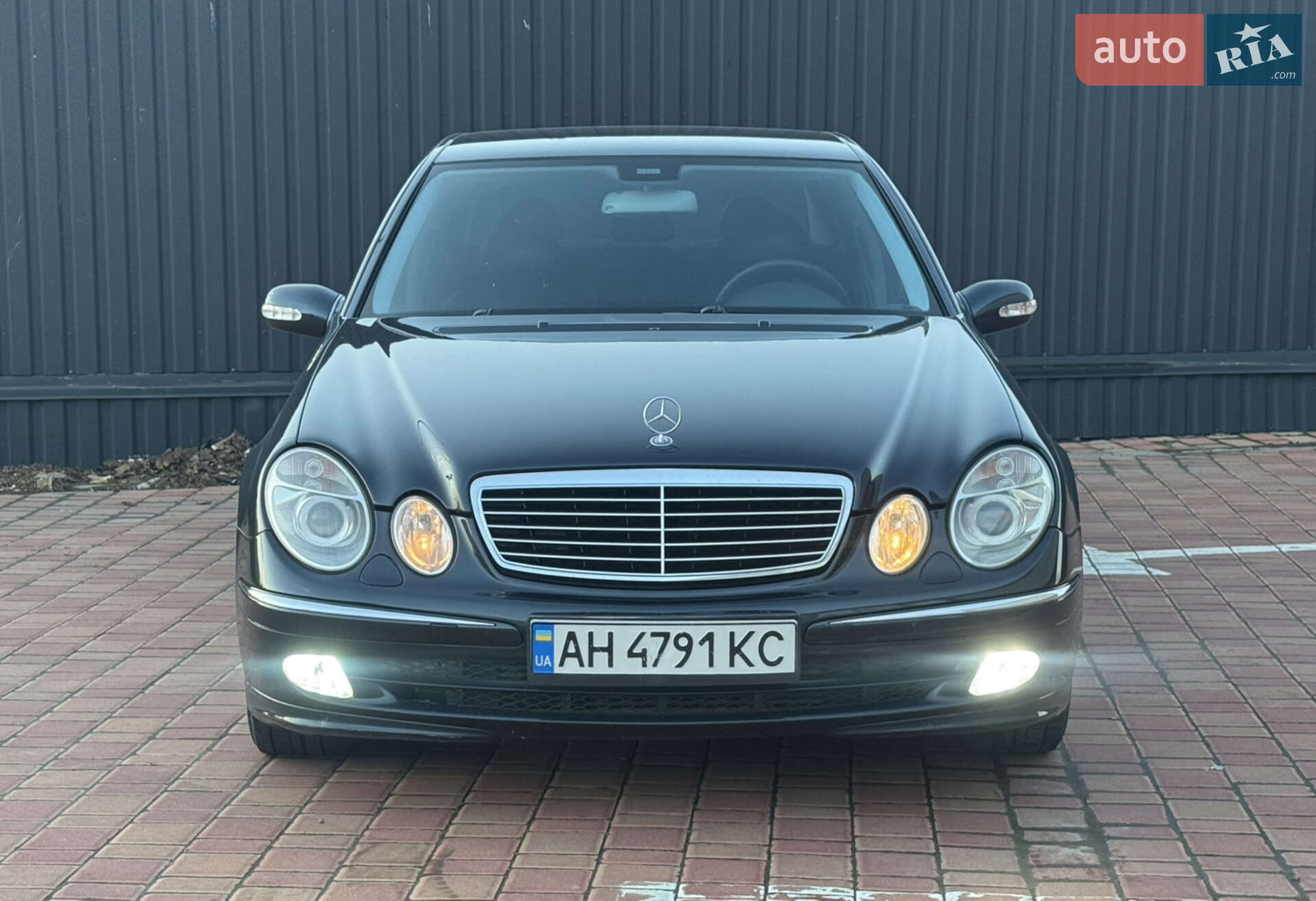 MERCEDES-BENZ E 320 2002
