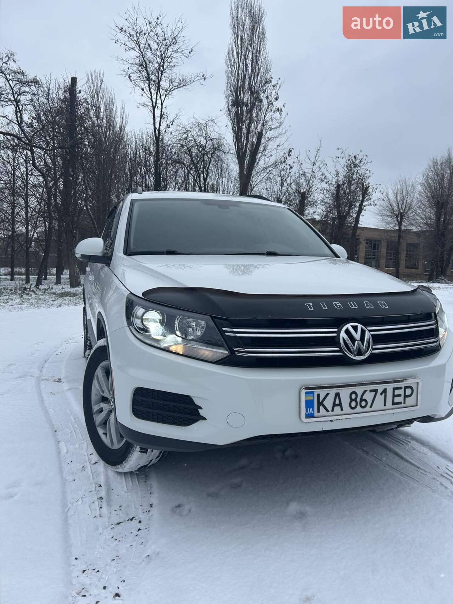 VOLKSWAGEN TIGUAN 2016