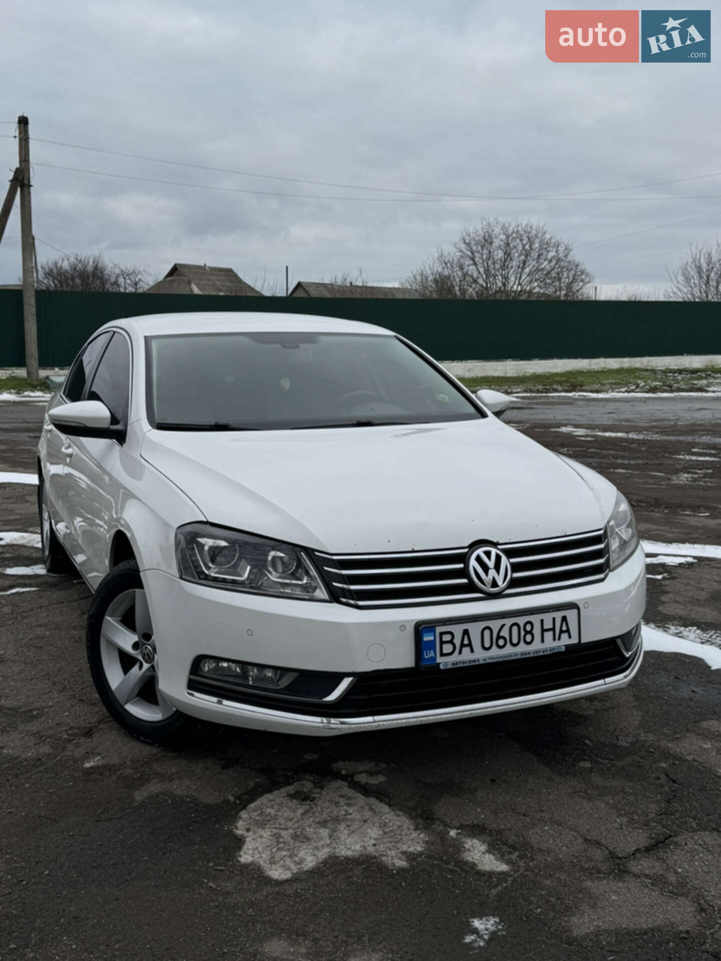 VOLKSWAGEN PASSAT 2013