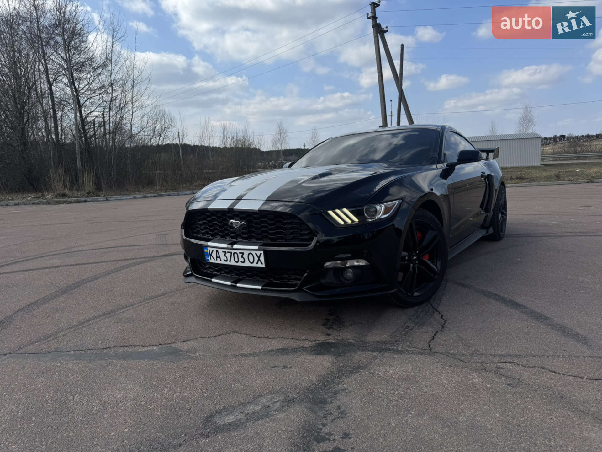 Головне фото звіту автомобіля FORD MUSTANG 2016