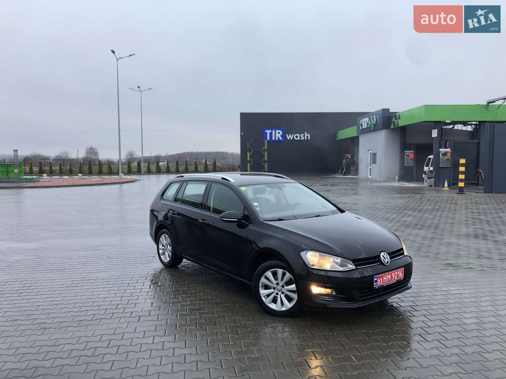 VOLKSWAGEN GOLF 2016