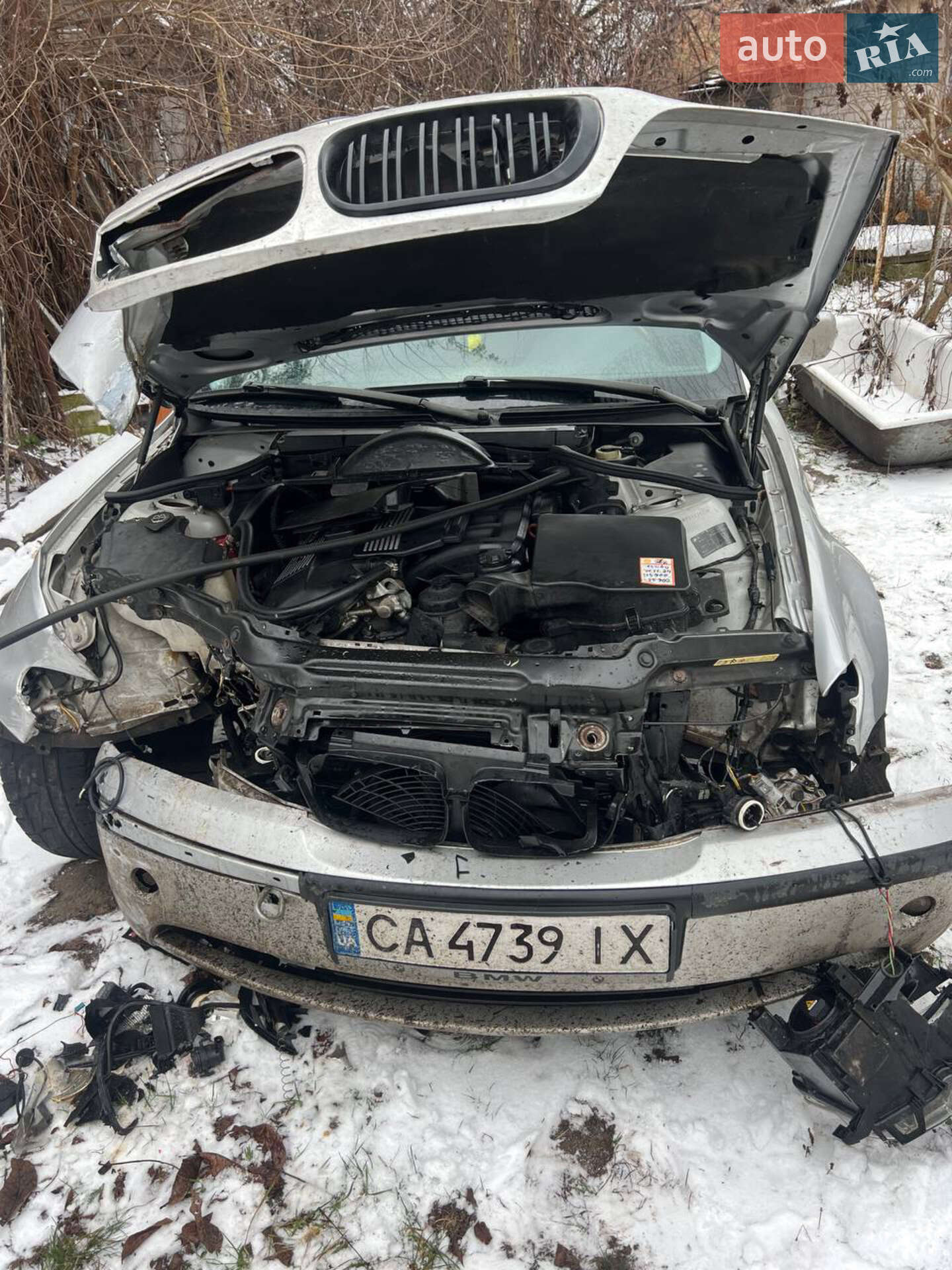 Головне фото звіту автомобіля BMW 320I 2001