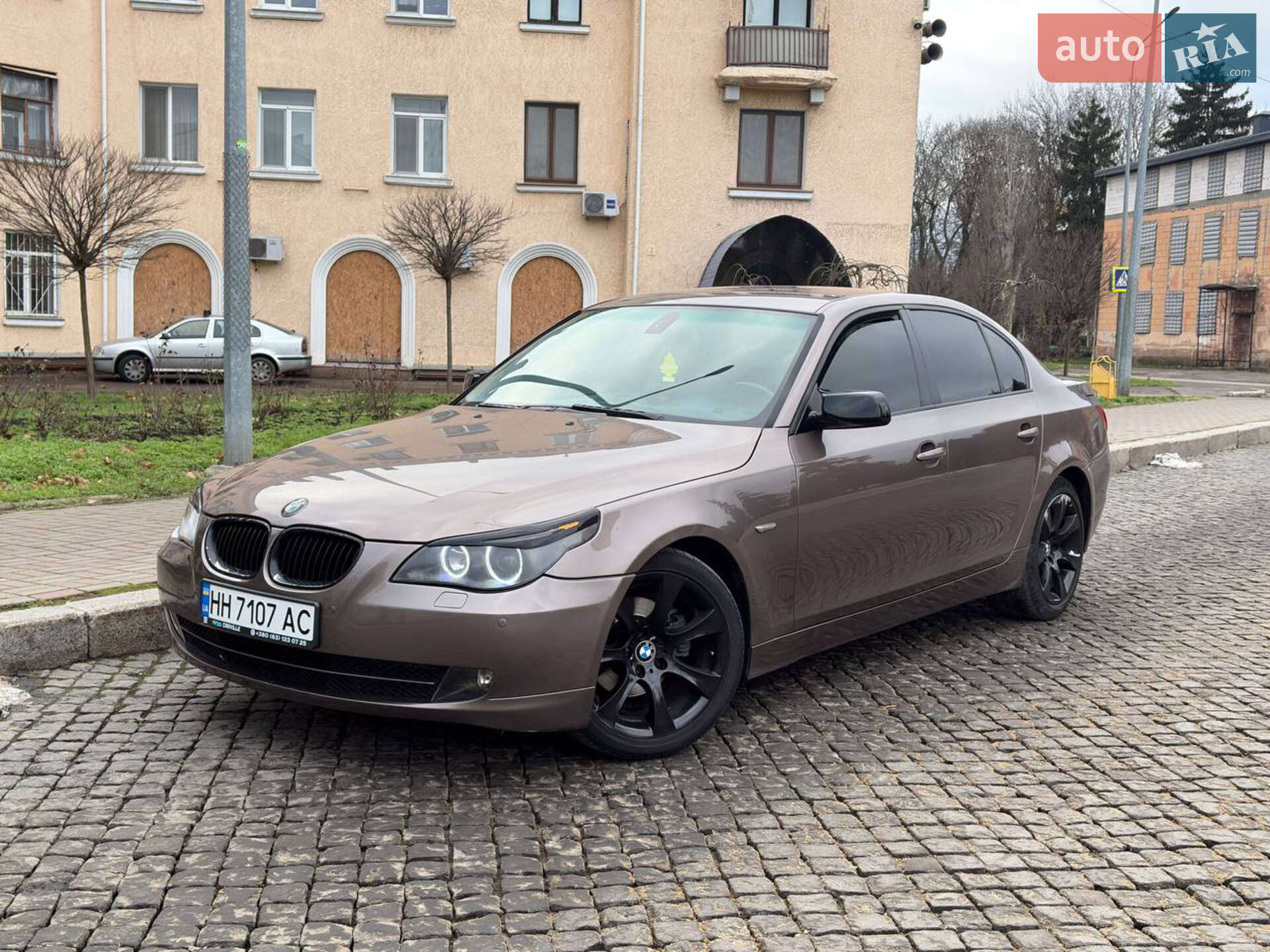 BMW 523I 2006