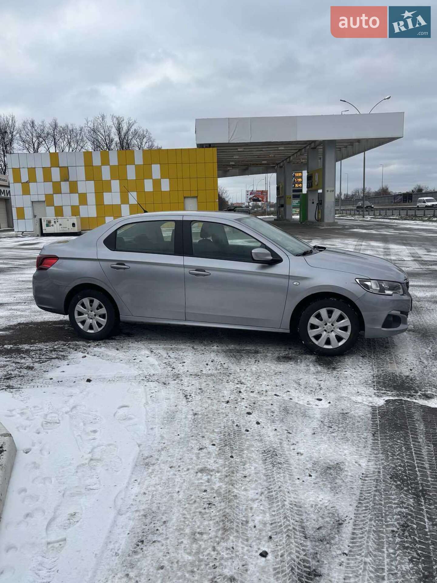 Головне фото звіту автомобіля PEUGEOT 301 2017