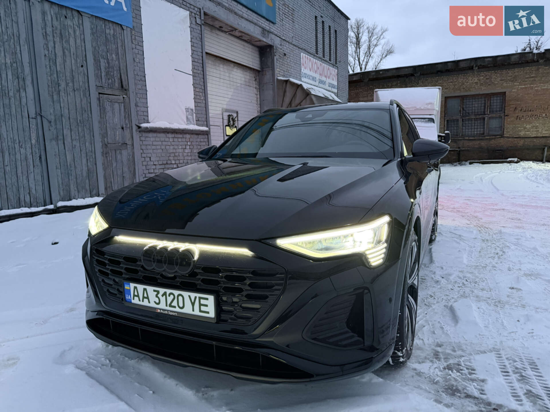 AUDI Q8 SPORTBACK E-TRON 2023