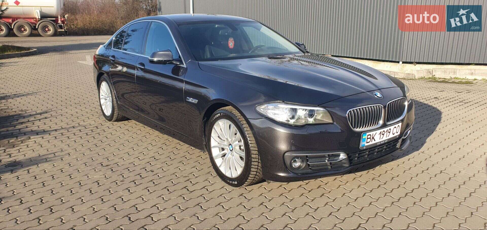 BMW 518 2015