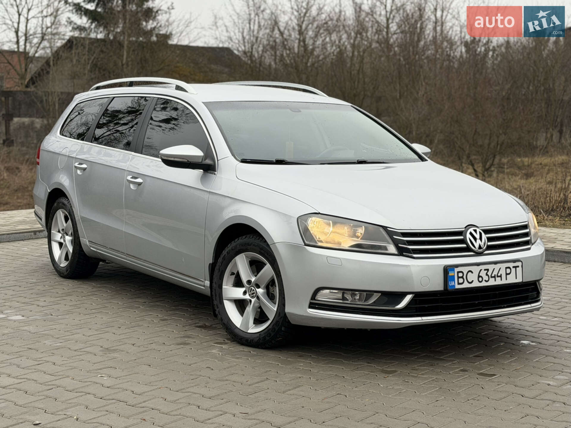 VOLKSWAGEN PASSAT 2010