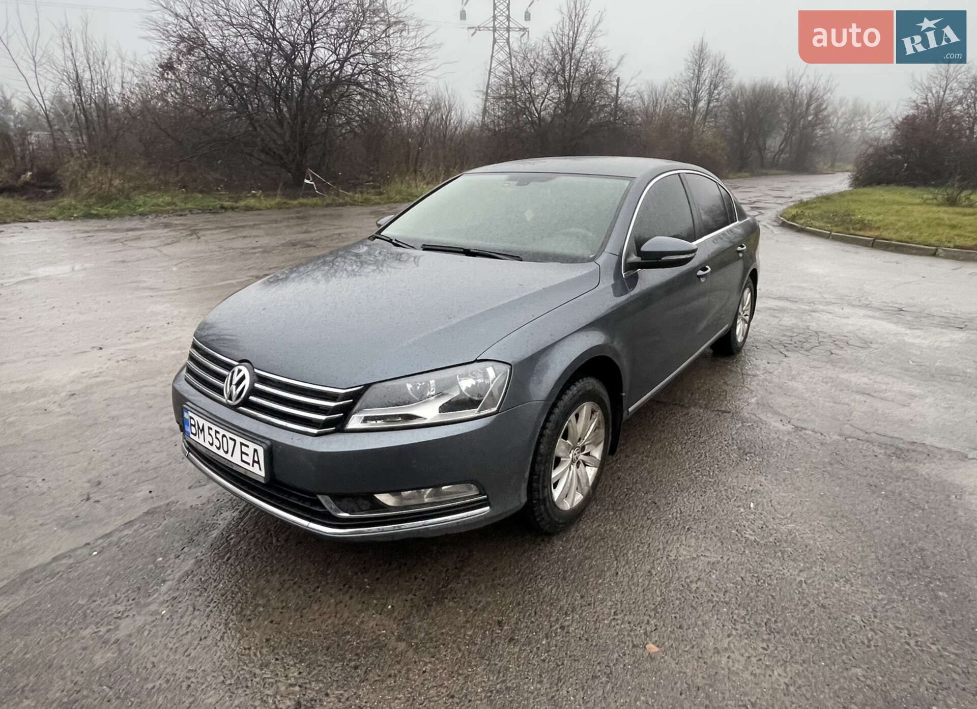 VOLKSWAGEN PASSAT 2012