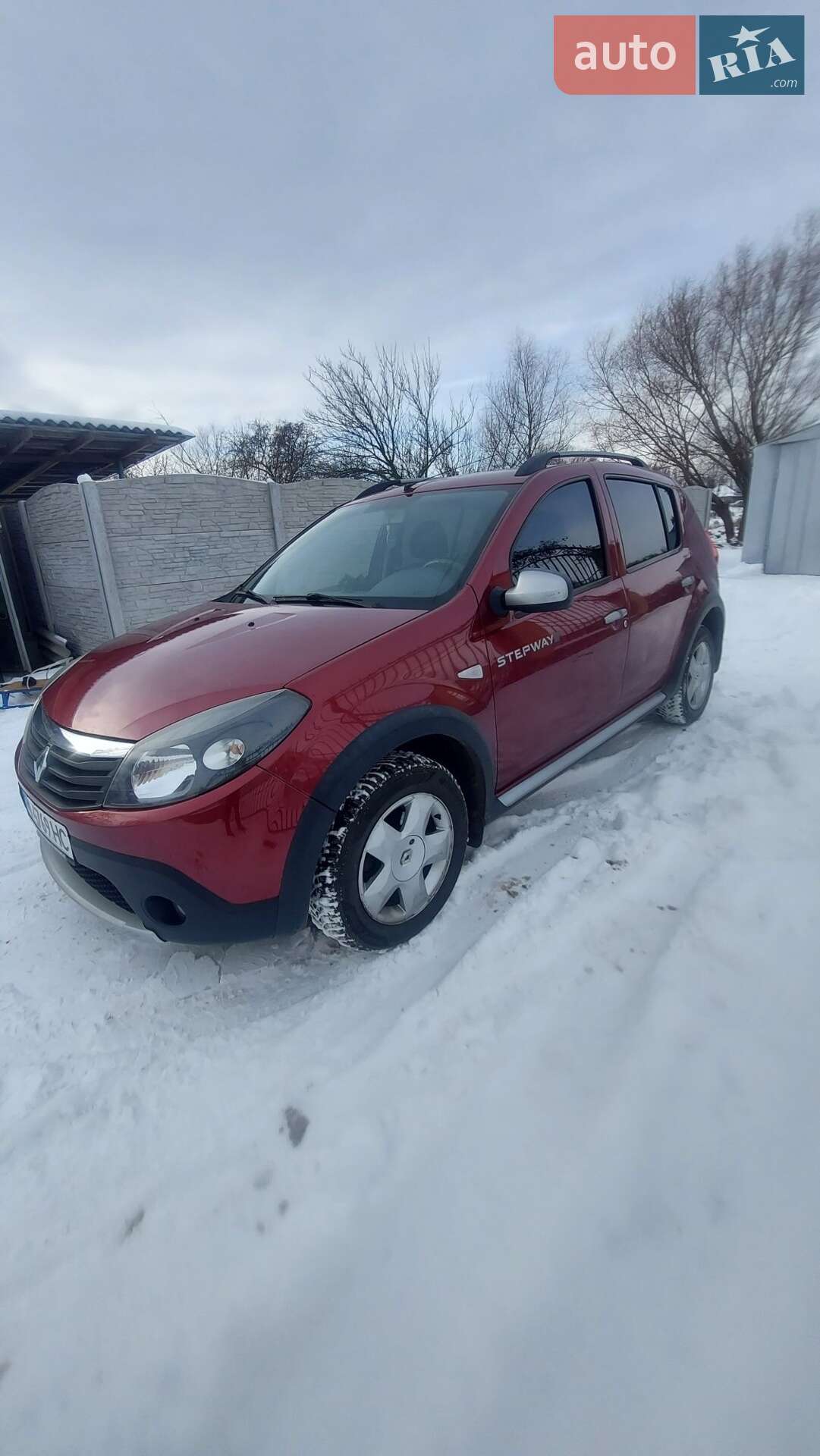 RENAULT SANDERO 2011