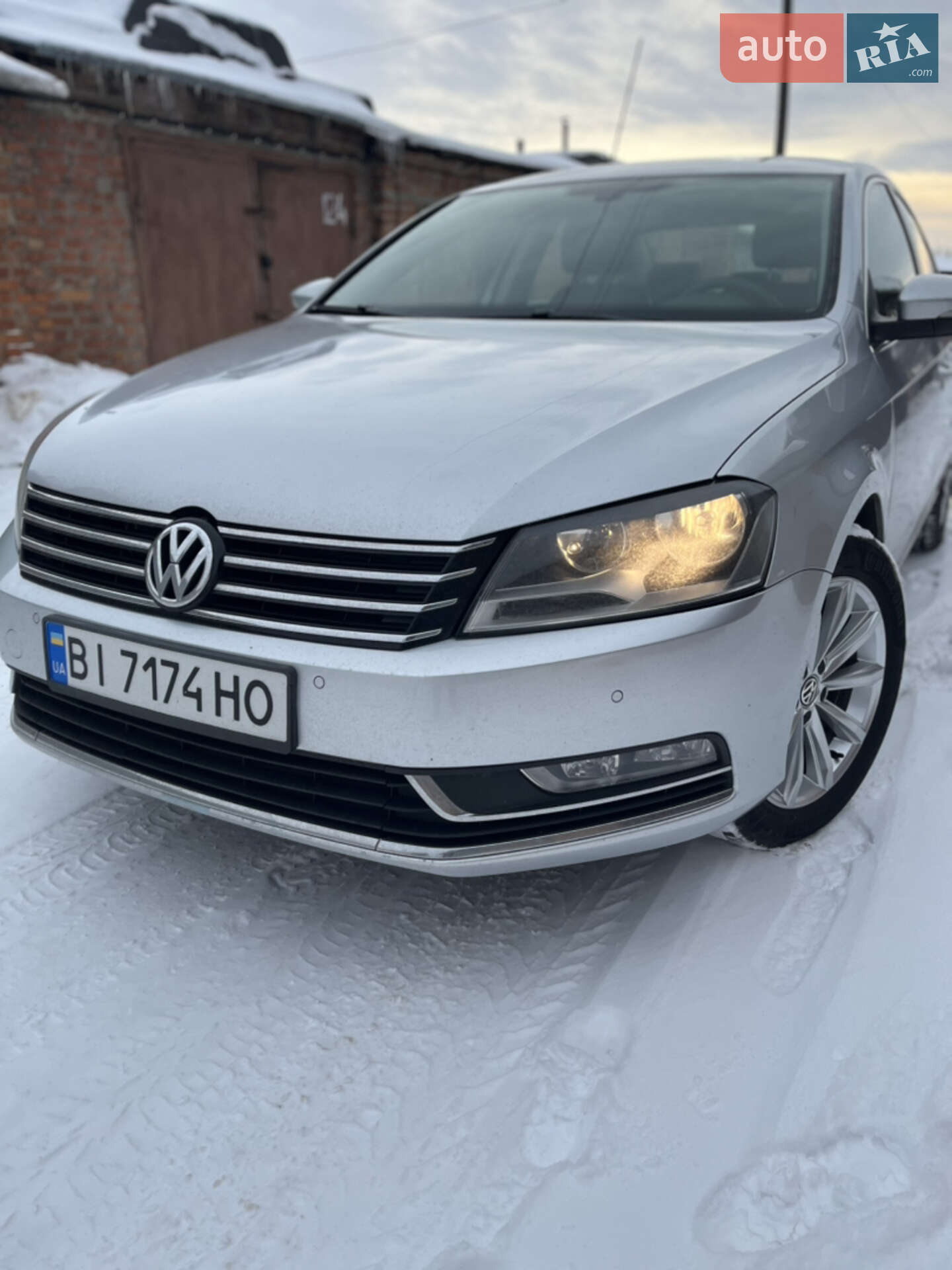 VOLKSWAGEN PASSAT 2013