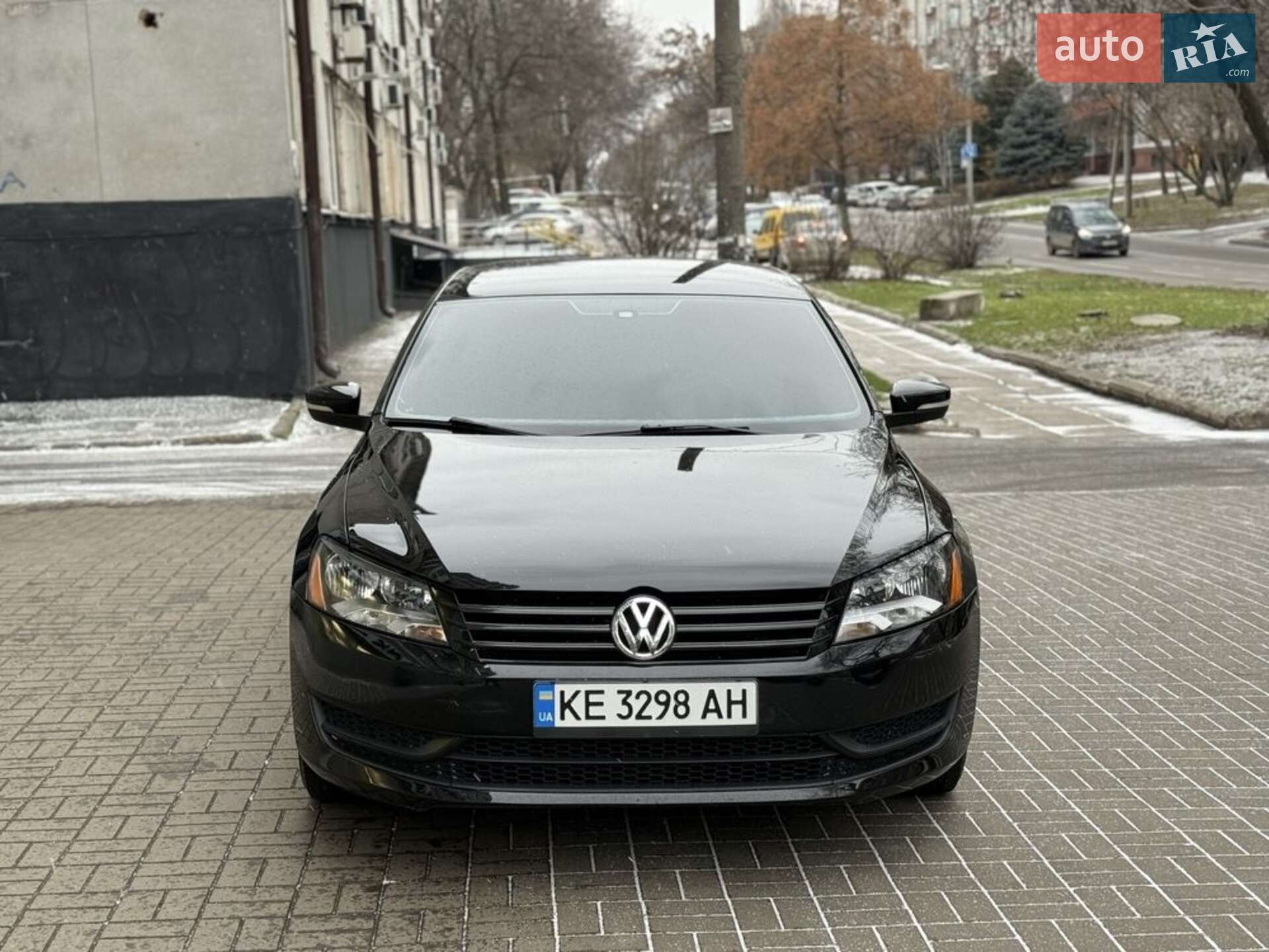 VOLKSWAGEN PASSAT 2014