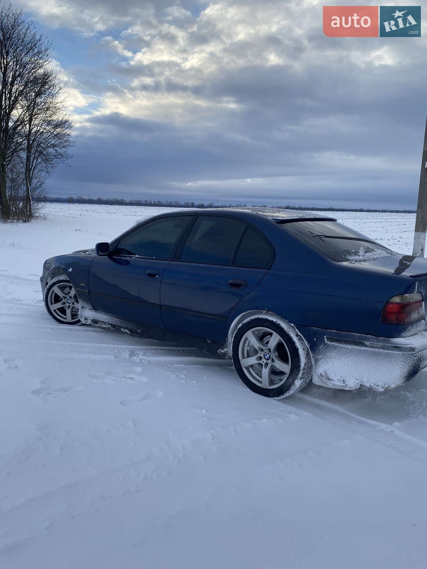 Головне фото звіту автомобіля BMW 523I 1997