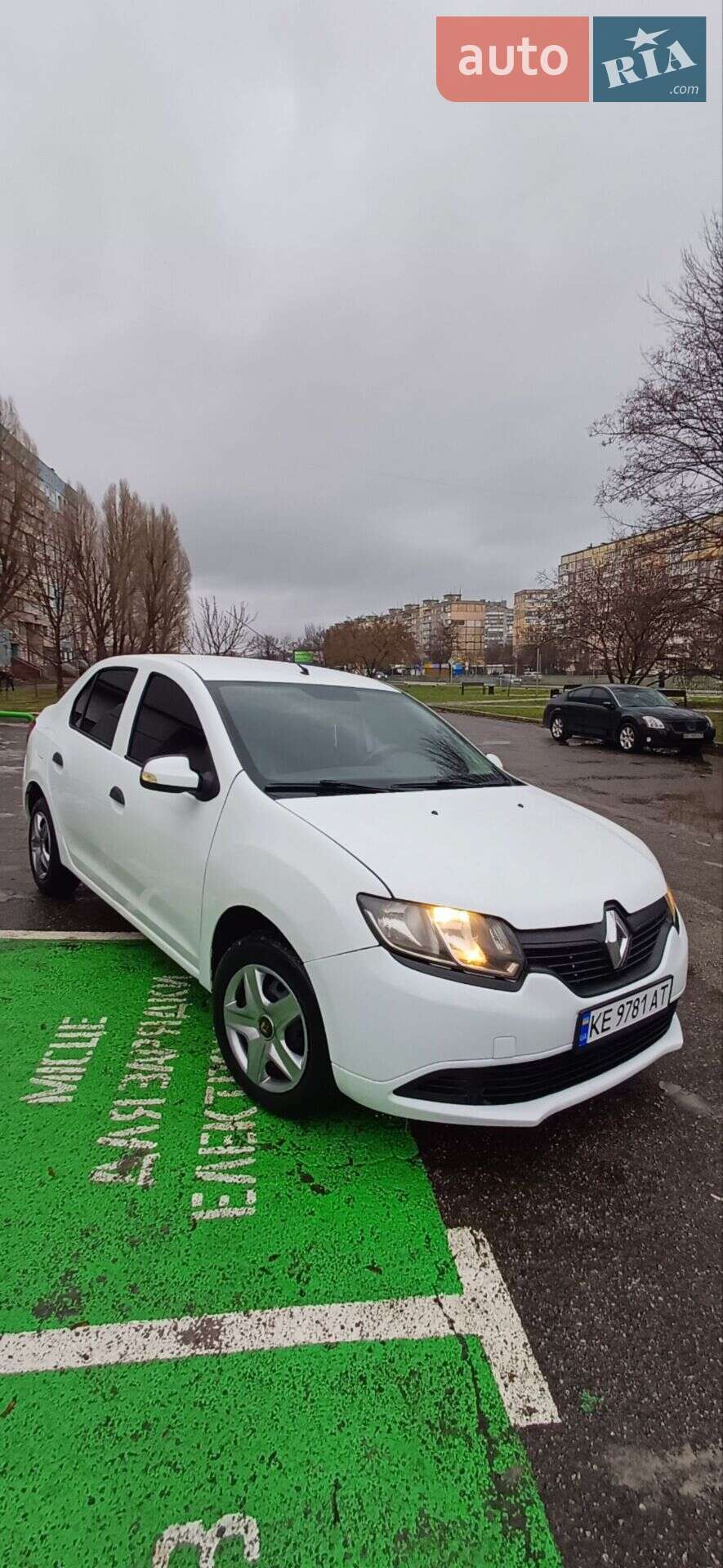 RENAULT LOGAN 2016