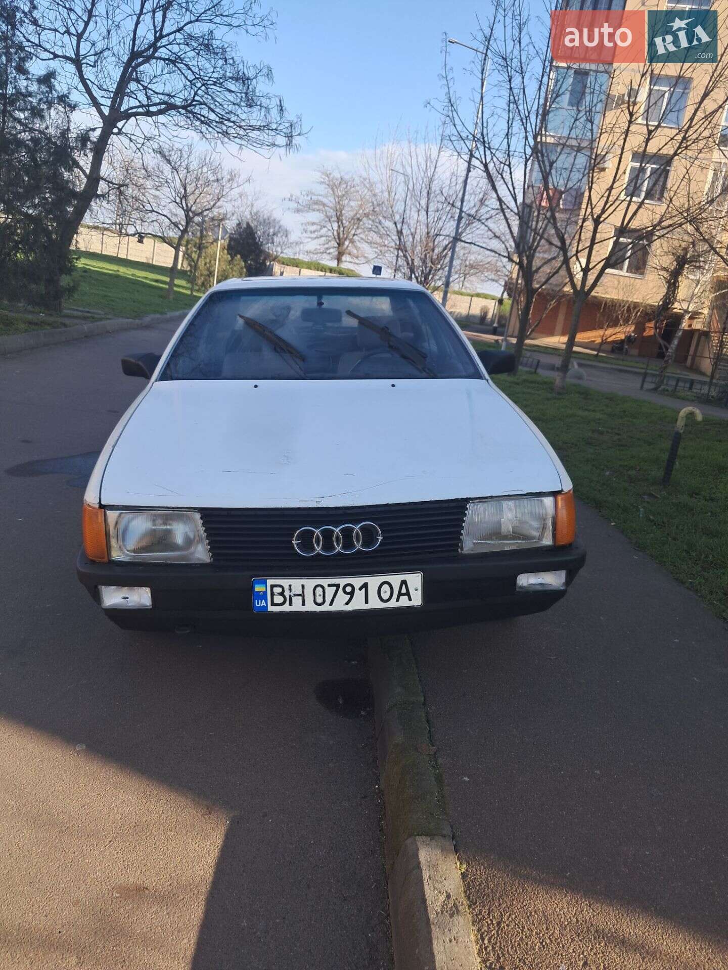 AUDI 100 1985