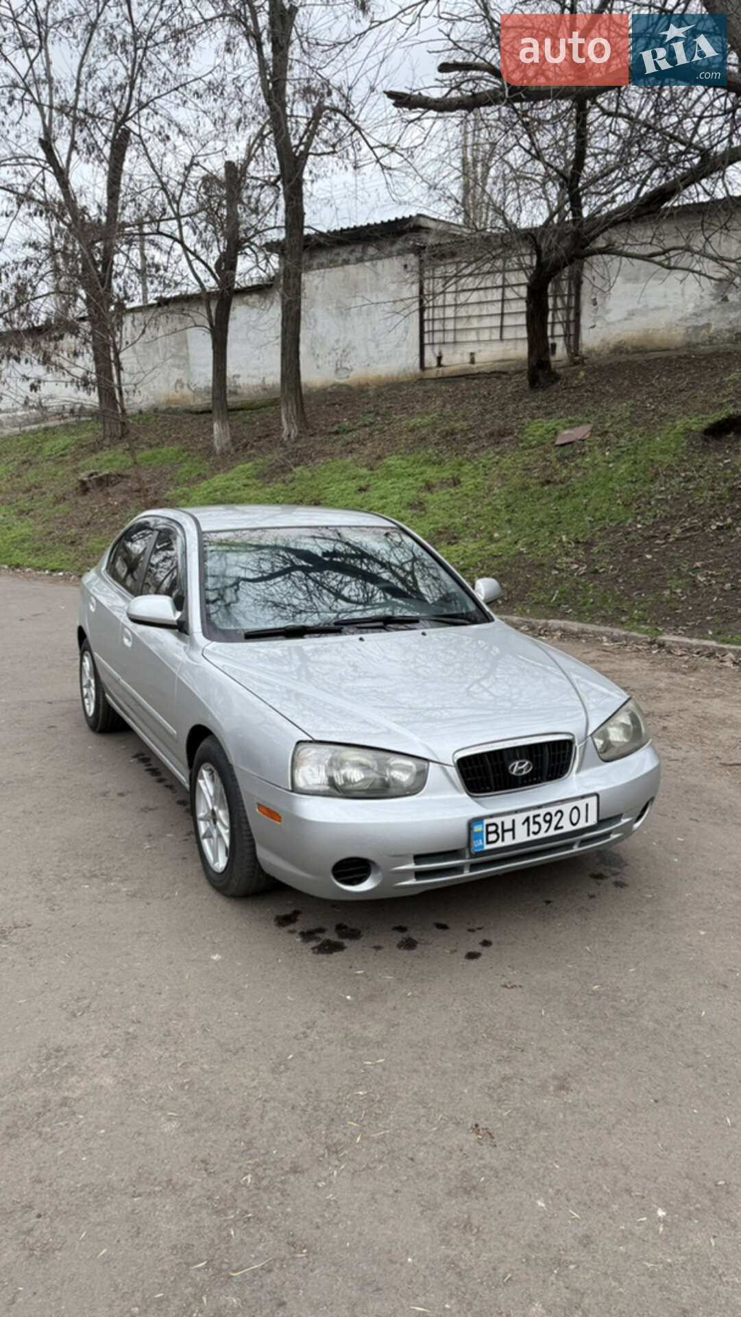 HYUNDAI ELANTRA 2001