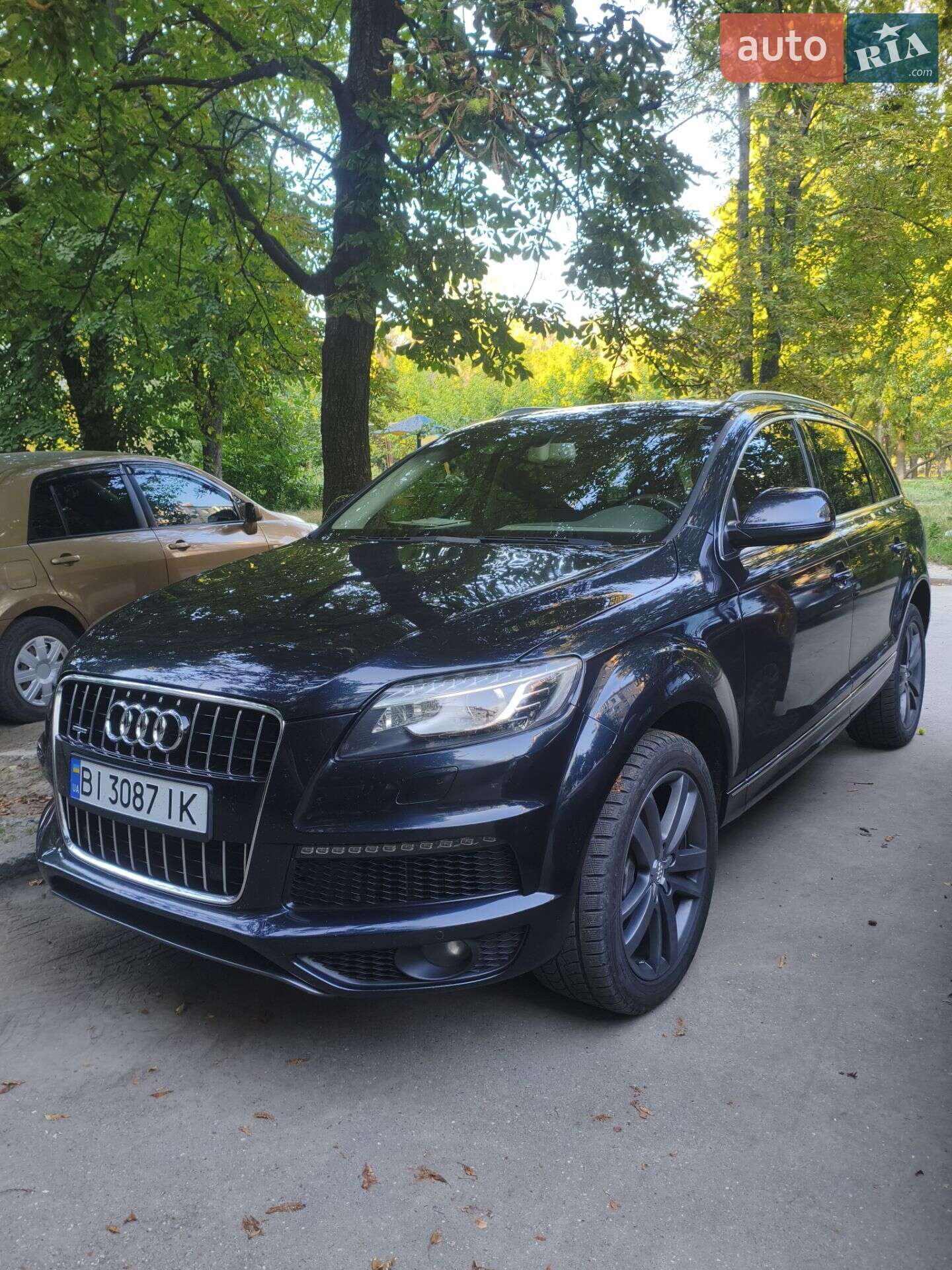 AUDI Q7