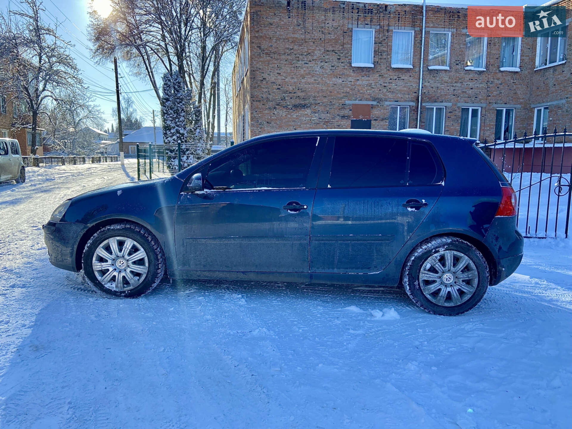VOLKSWAGEN GOLF 2005