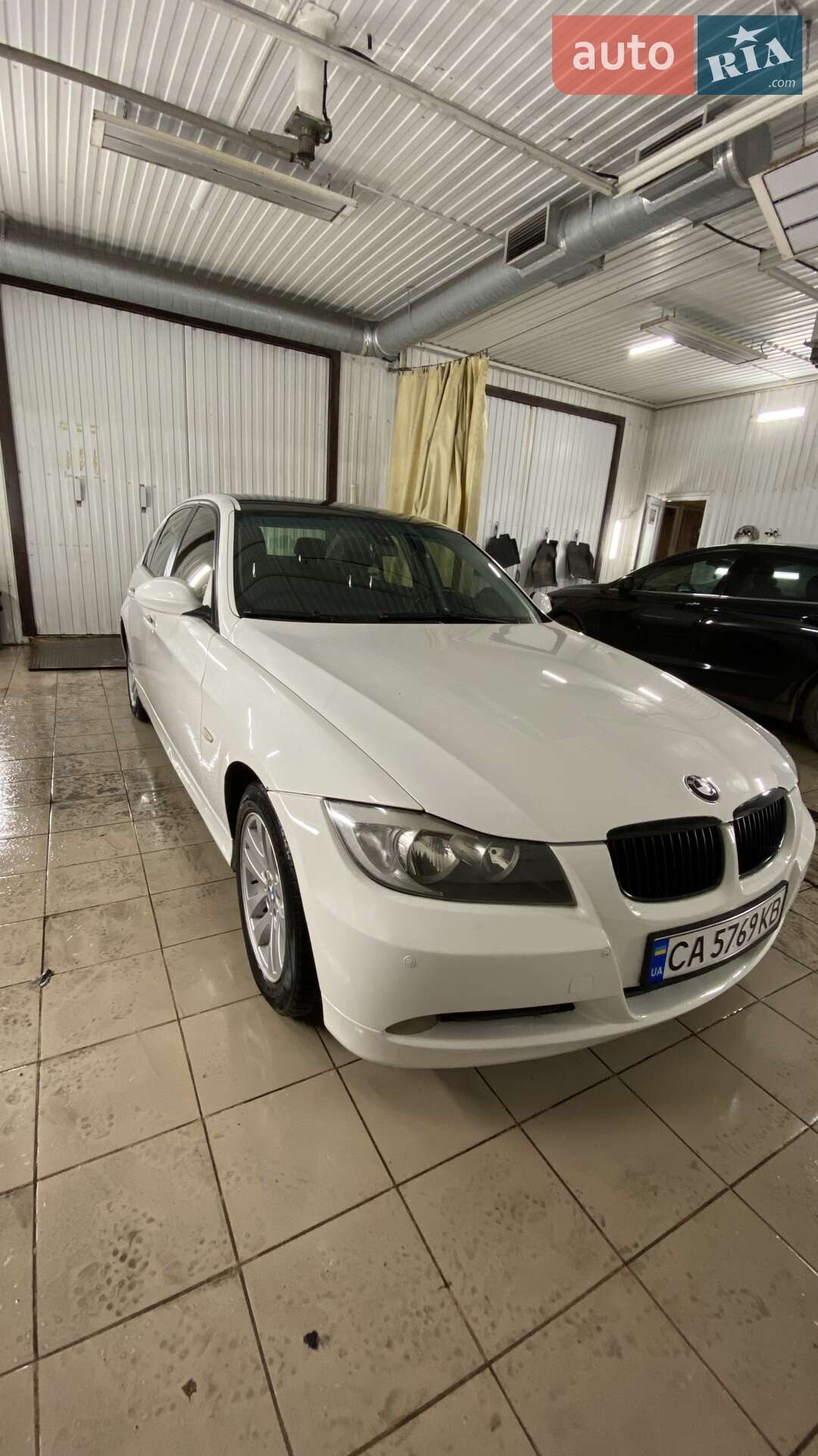 Головне фото звіту автомобіля BMW 318I 2007