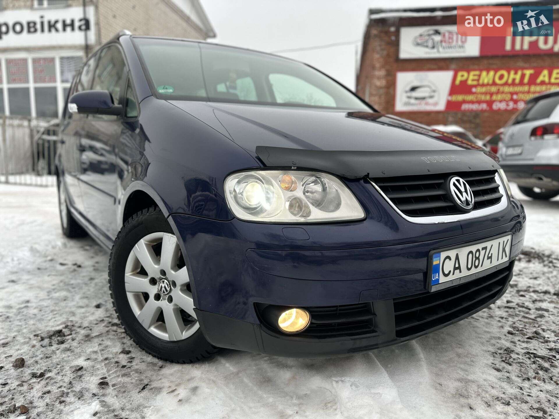 VOLKSWAGEN TOURAN 2003