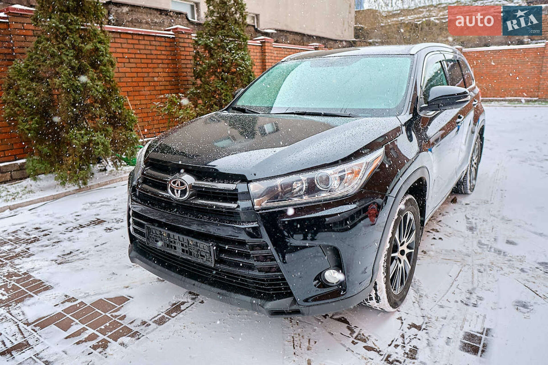 TOYOTA HIGHLANDER 2019