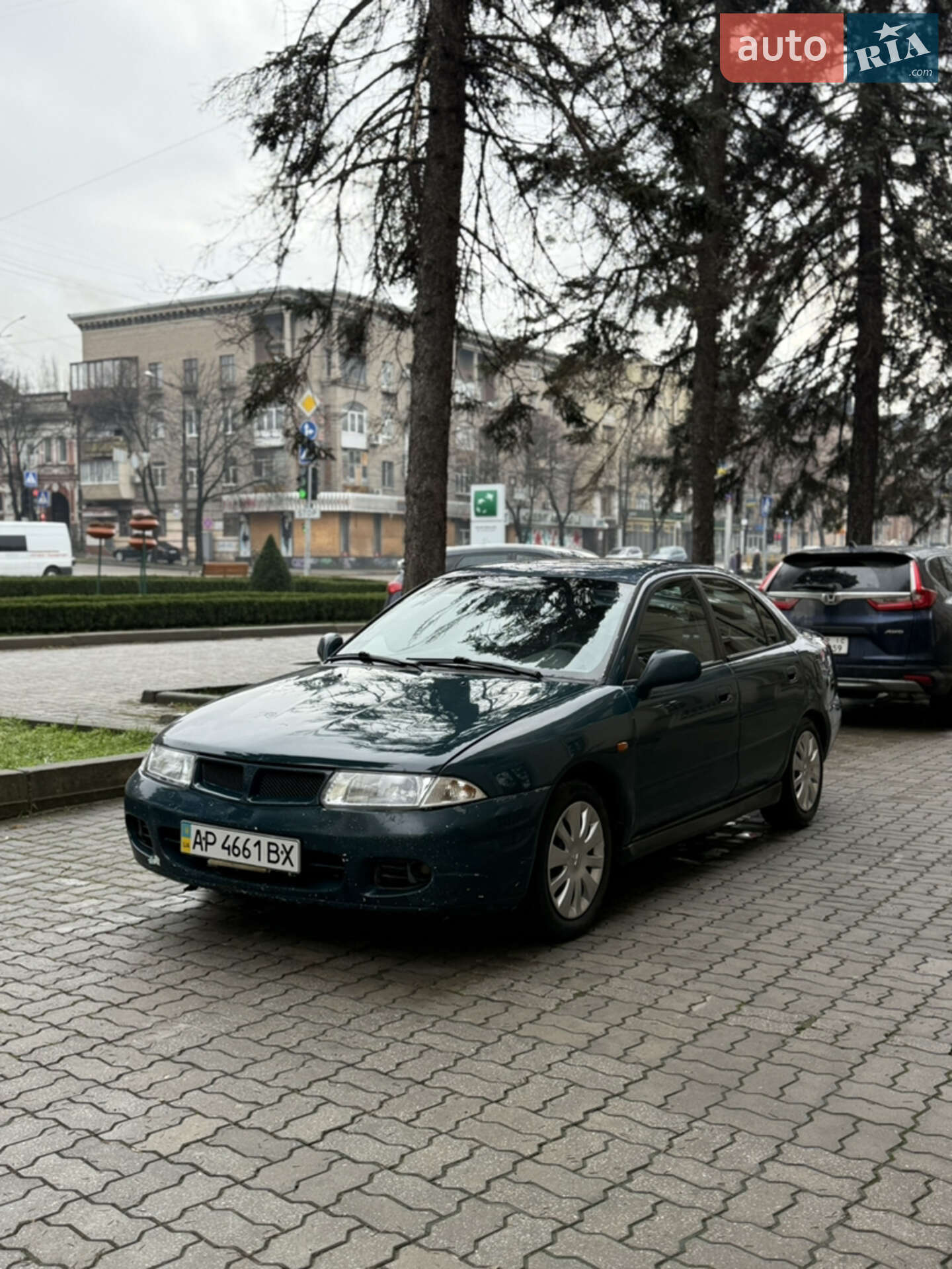 MITSUBISHI CARISMA 1996