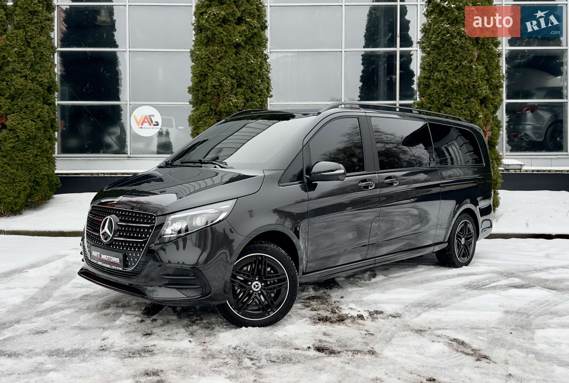 MERCEDES-BENZ V 300 D 2025