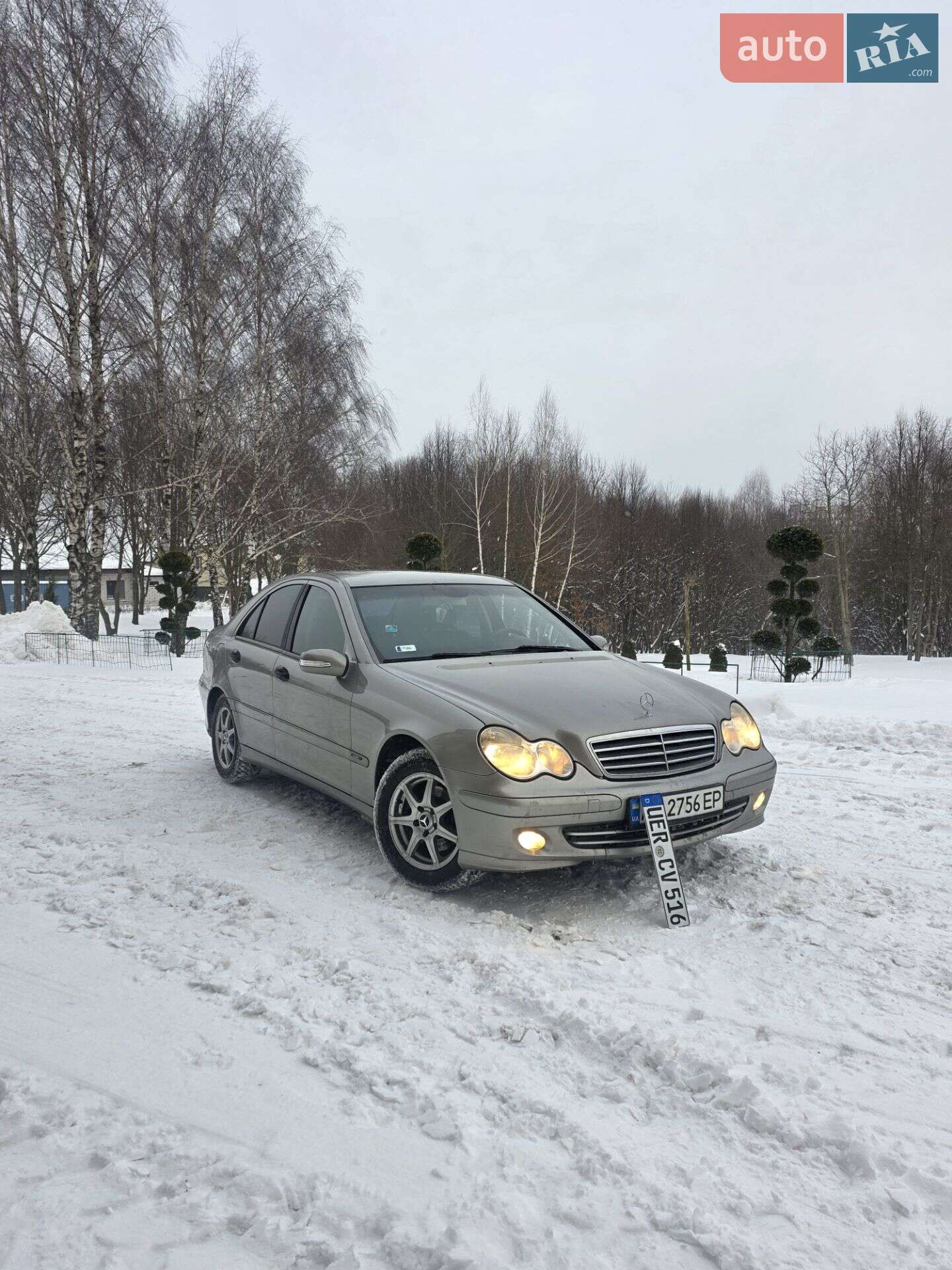 MERCEDES-BENZ C 220 D 2004