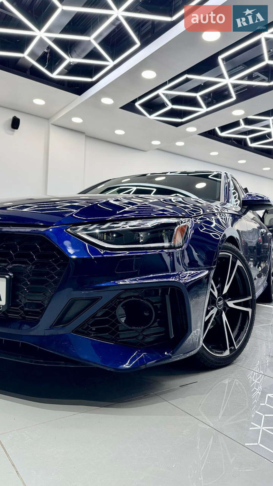 Головне фото звіту автомобіля AUDI A4 2019