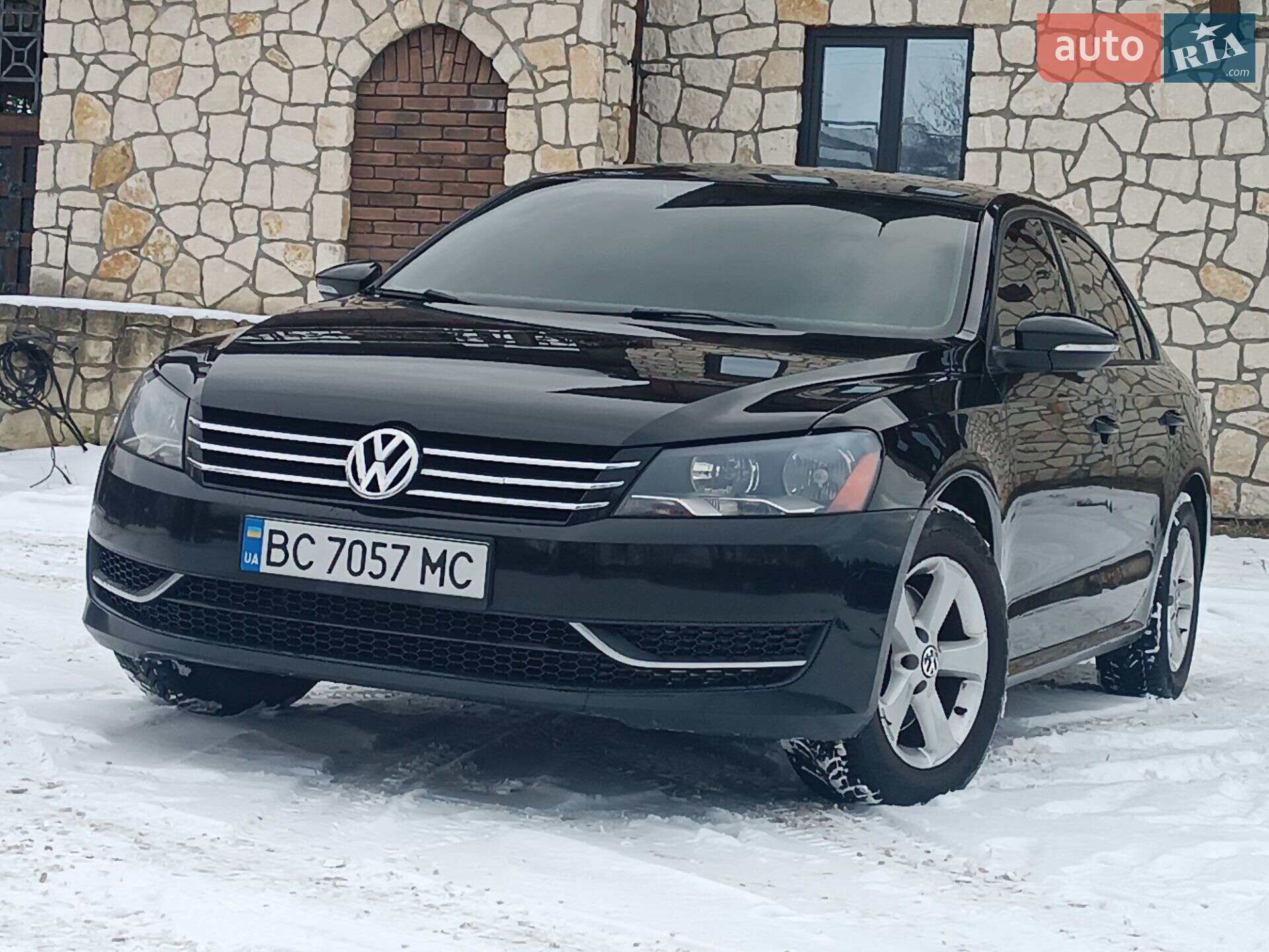 VOLKSWAGEN PASSAT 2011
