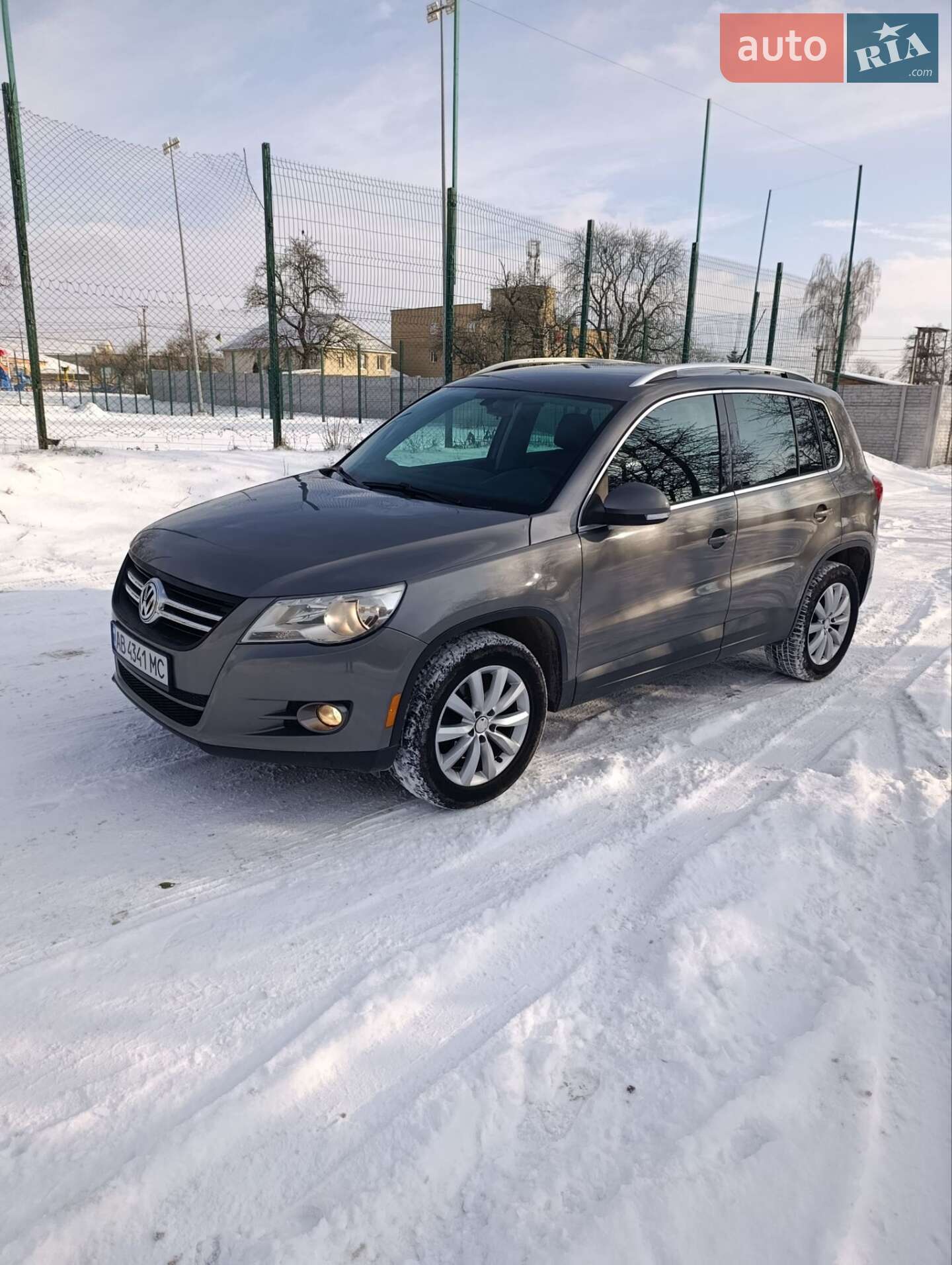 VOLKSWAGEN TIGUAN 2010