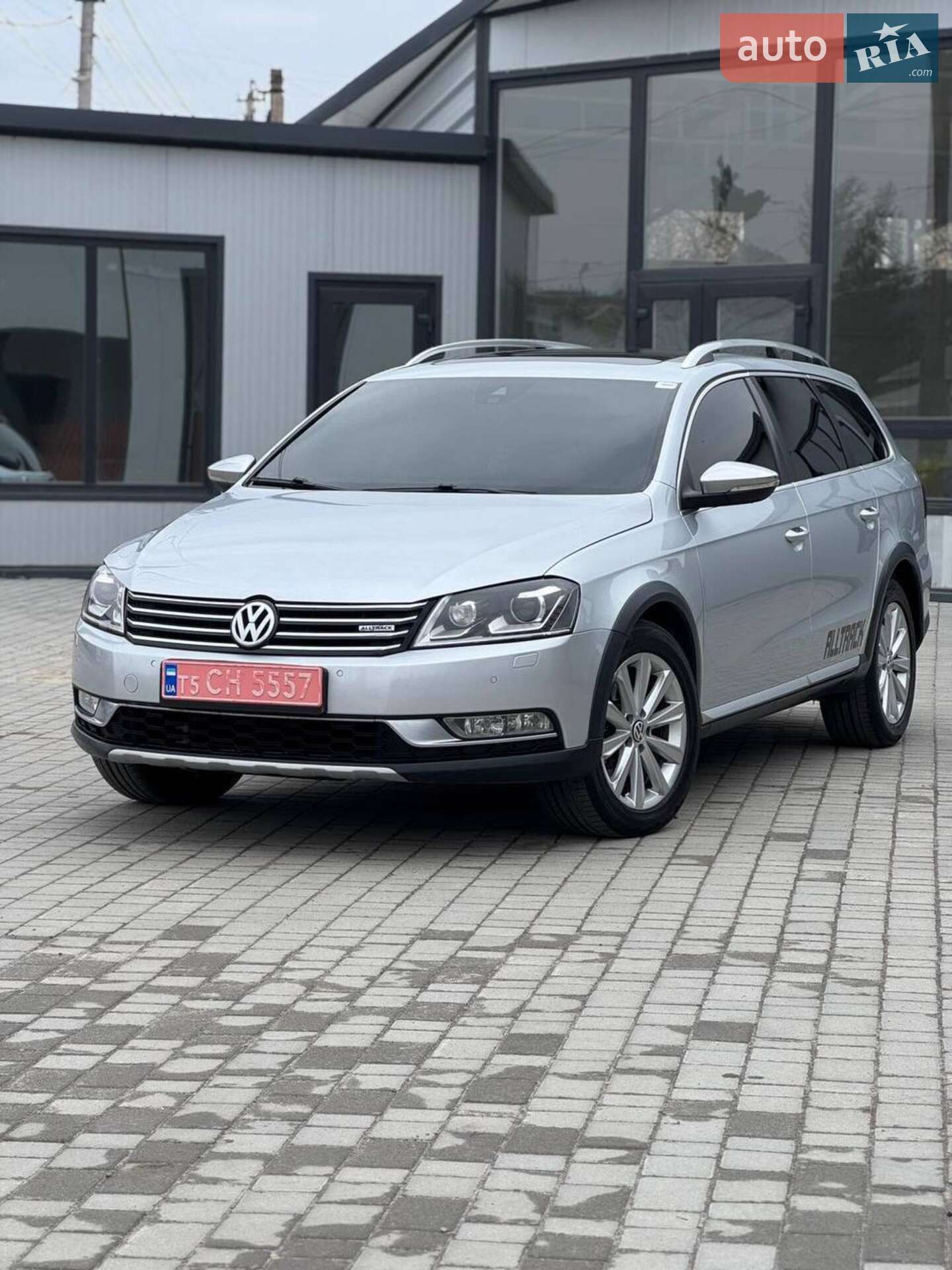 VOLKSWAGEN PASSAT 2014