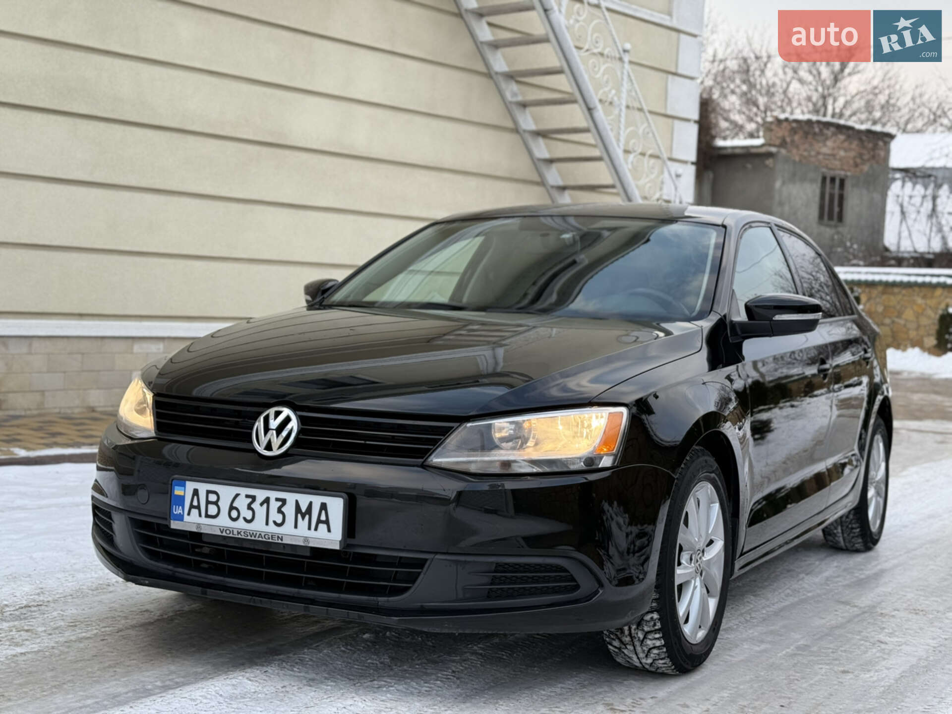 VOLKSWAGEN JETTA 2011