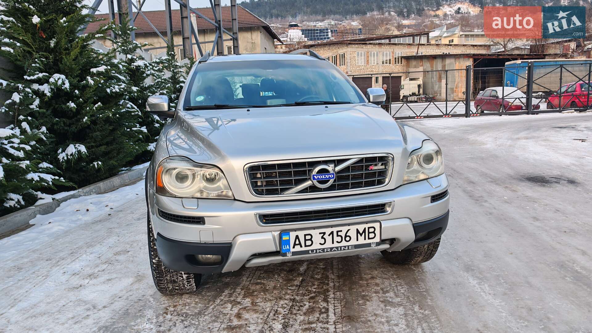 VOLVO XC90 2011