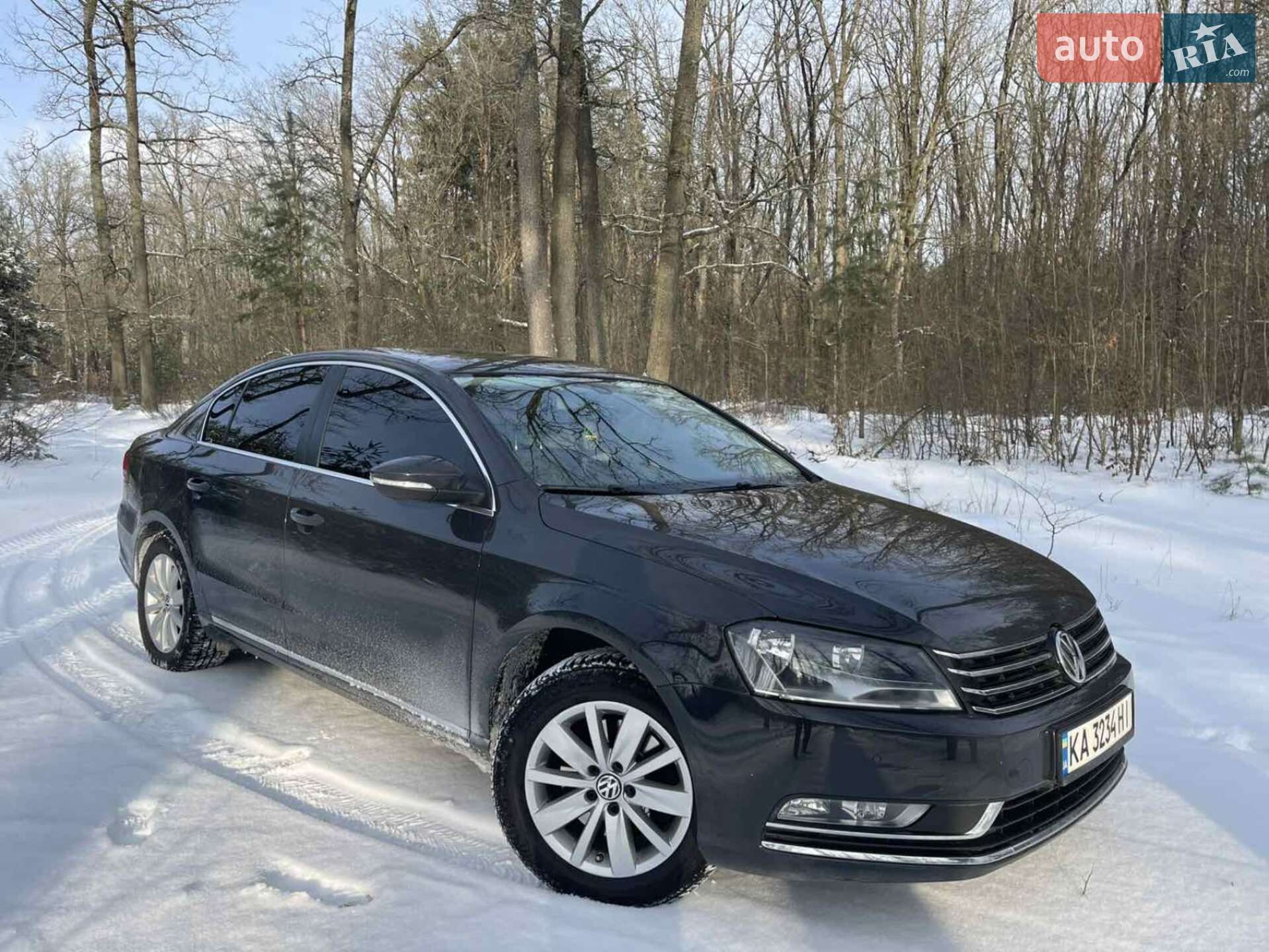 VOLKSWAGEN PASSAT 2011