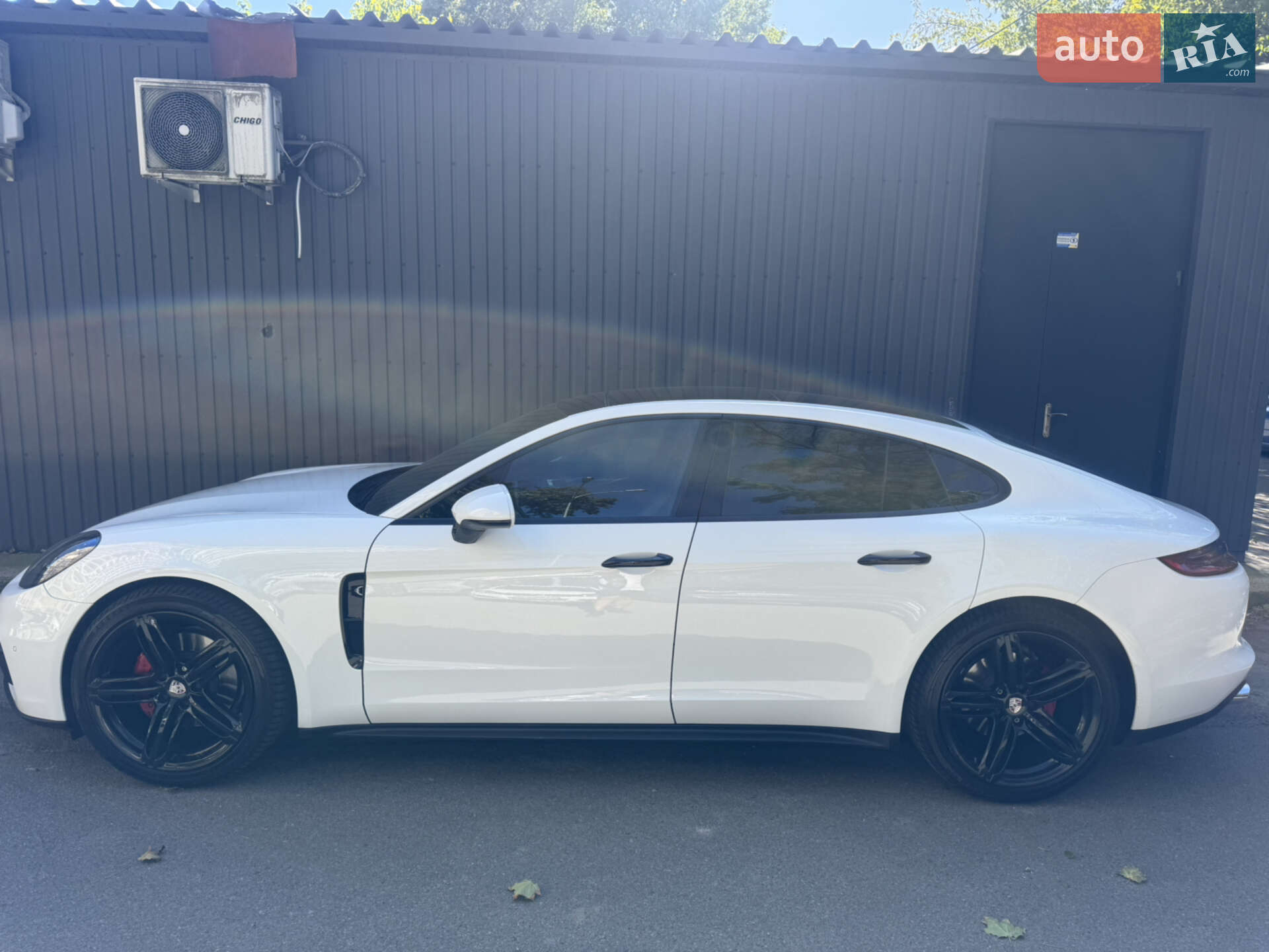 PORSCHE PANAMERA 2017