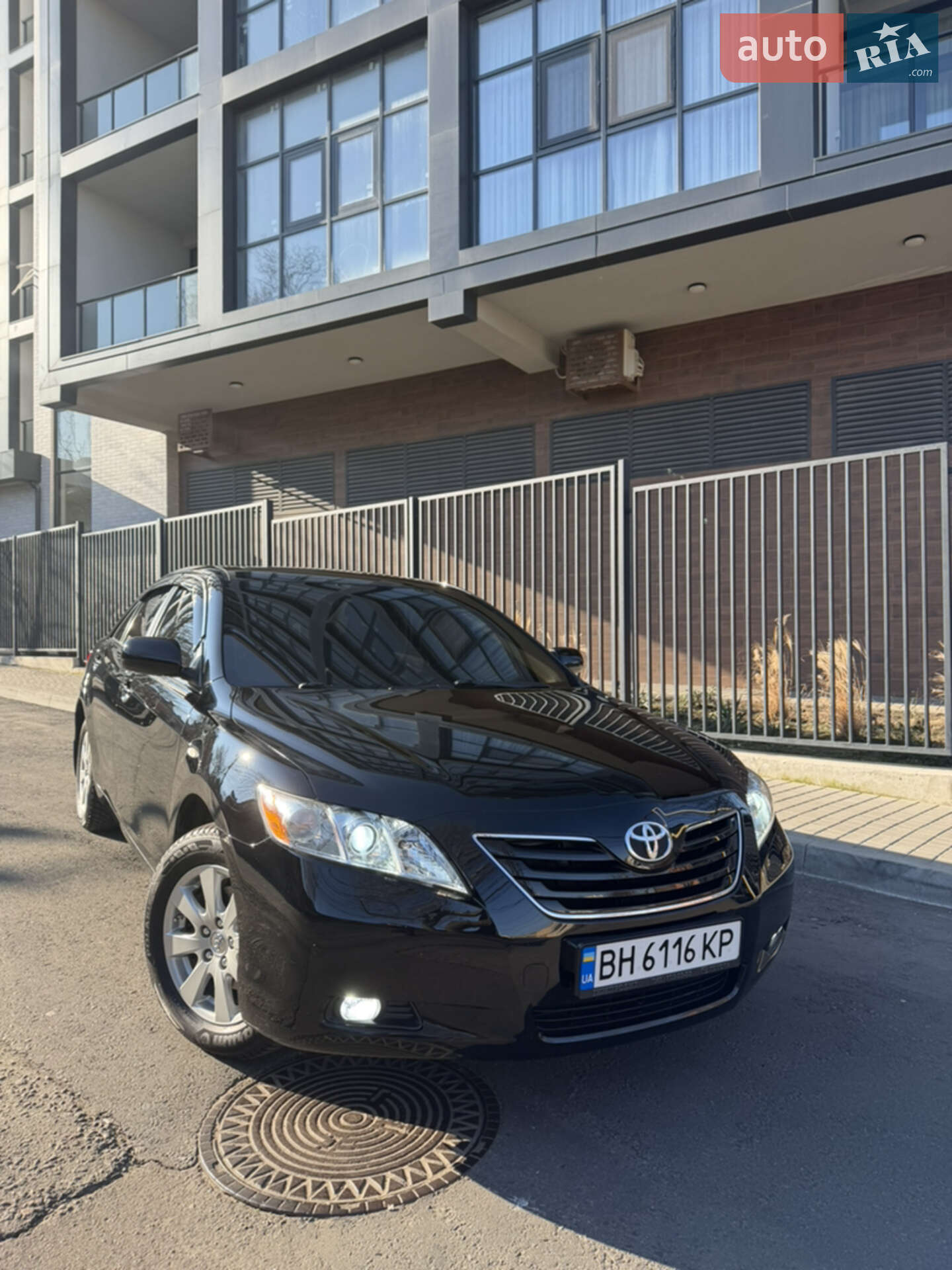 TOYOTA CAMRY