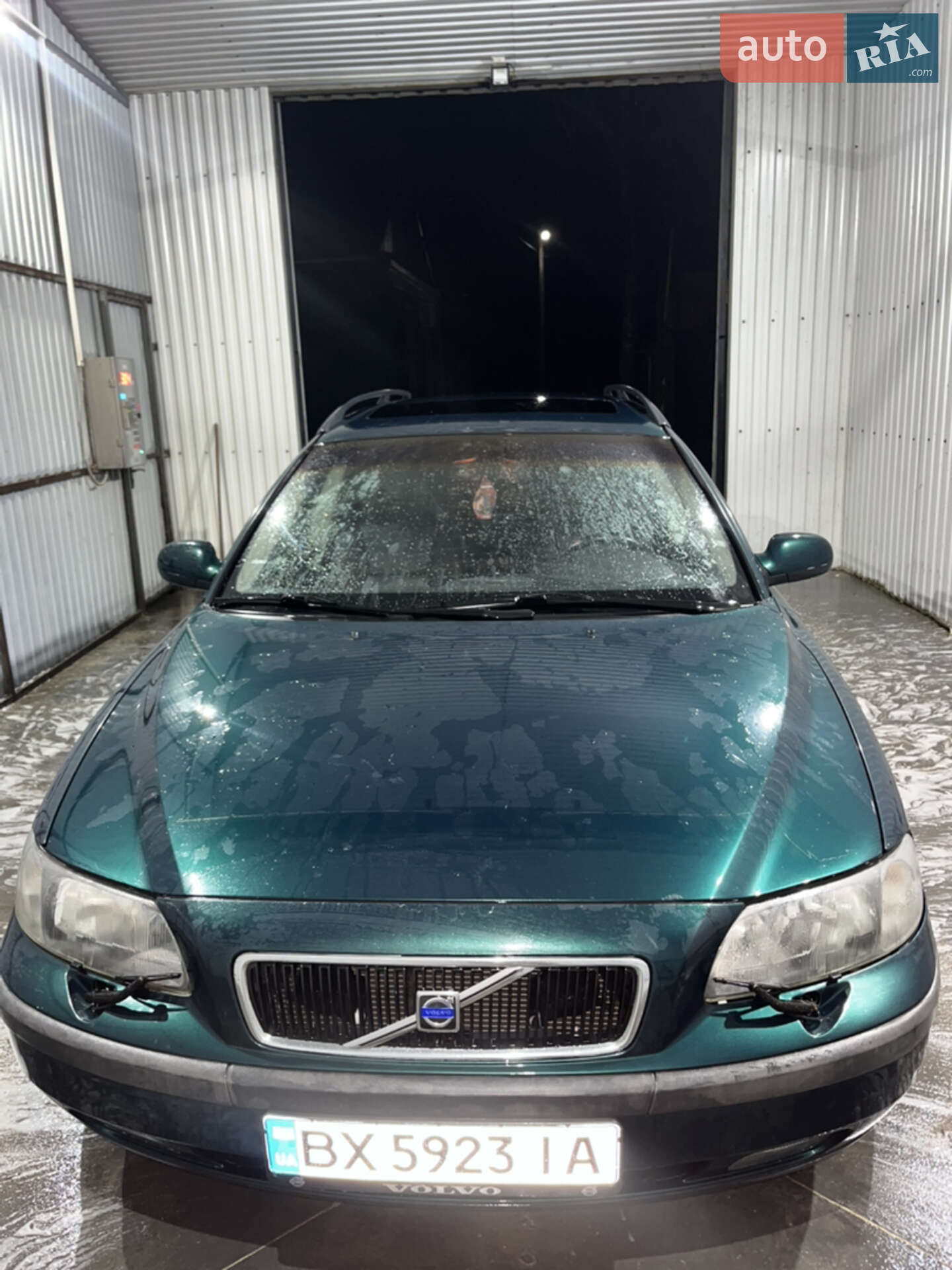 VOLVO V70 2000