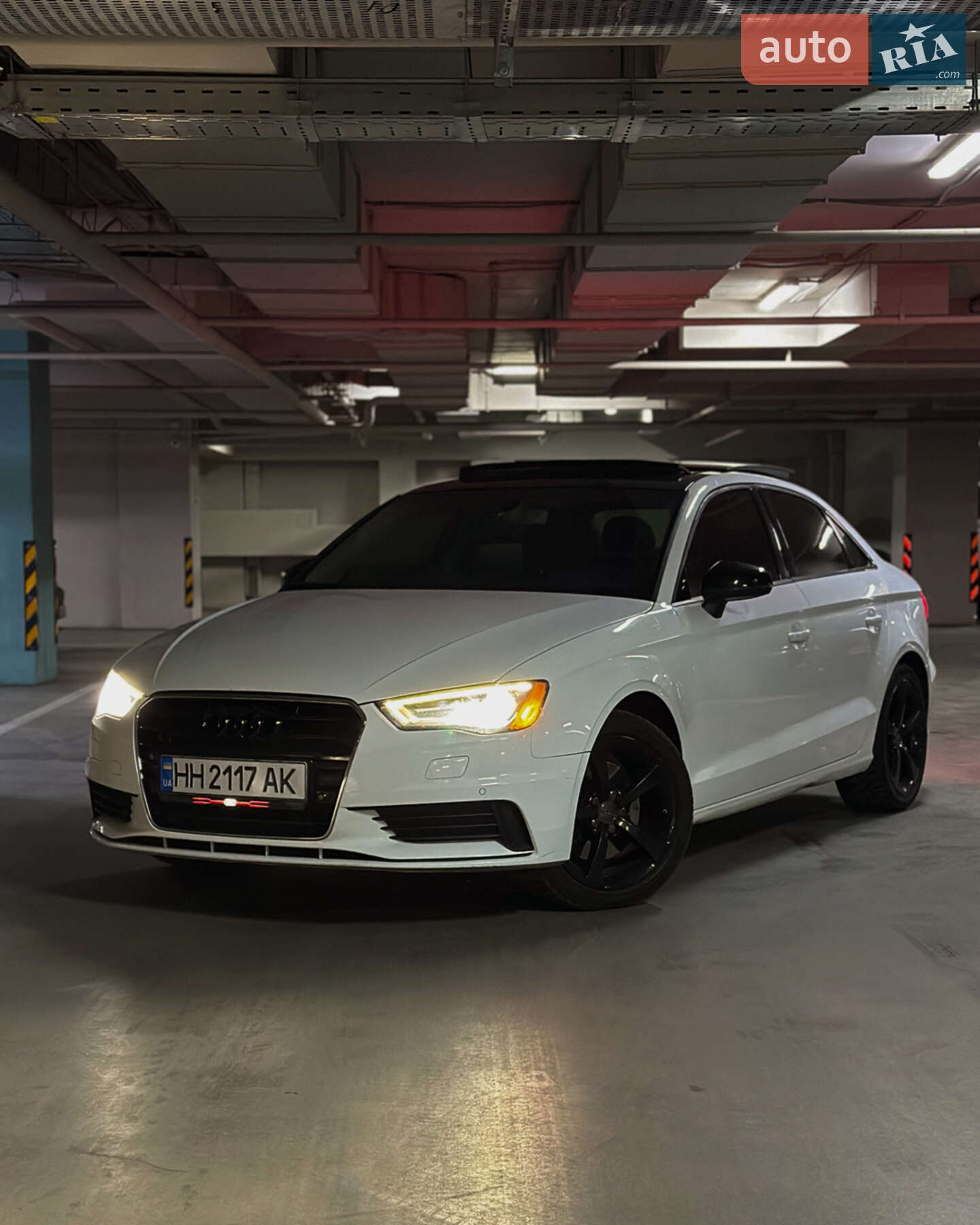 Головне фото звіту автомобіля AUDI A3 2015