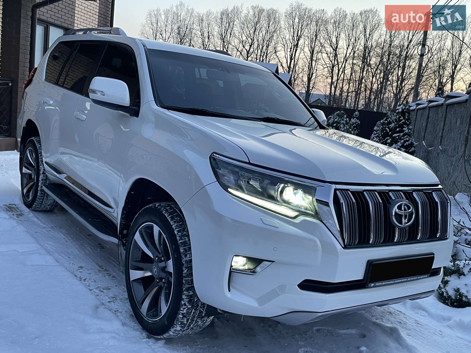 TOYOTA LAND CRUISER PRADO 2019