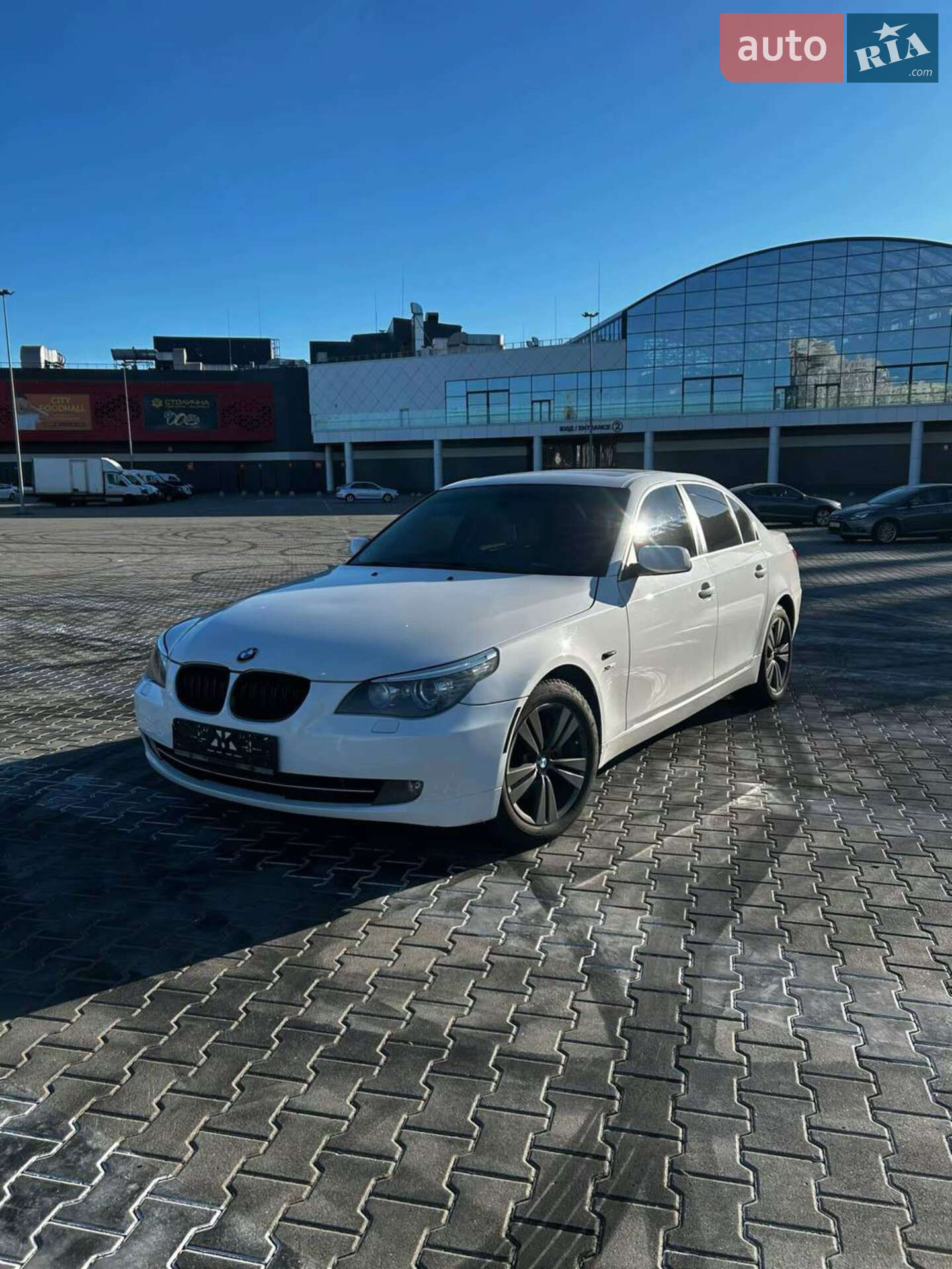 BMW 528XI 2009