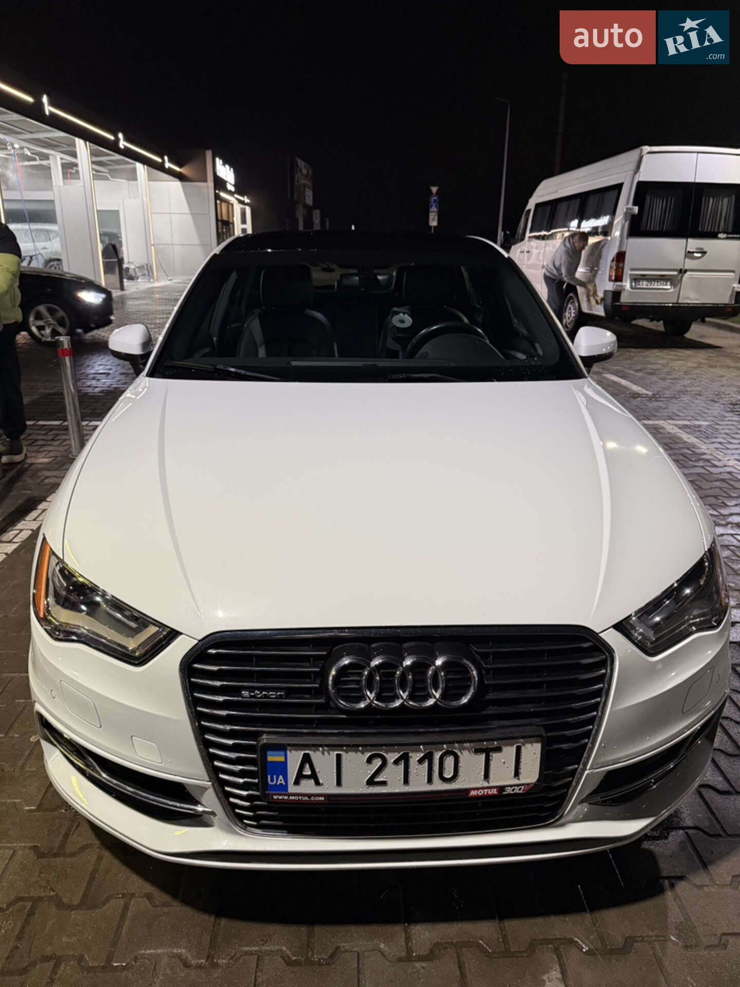 AUDI A3 E-TRON 2016