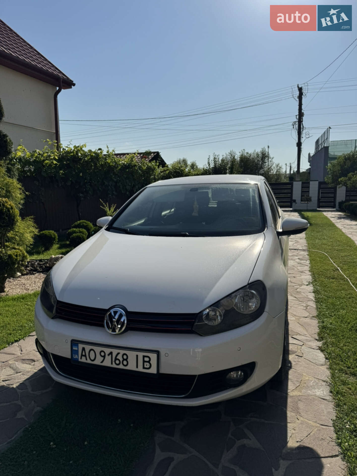 VOLKSWAGEN GOLF 2010