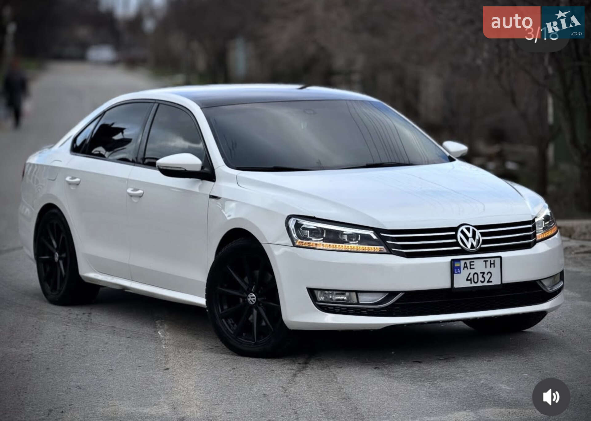 VOLKSWAGEN PASSAT 2011