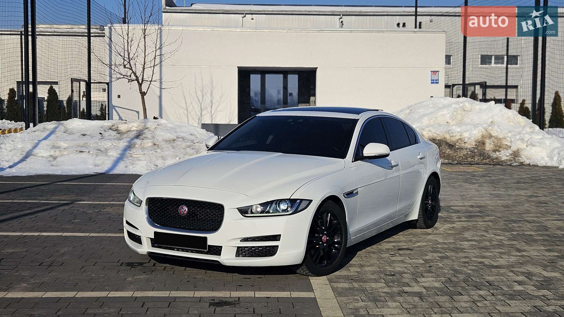 JAGUAR XE 2018