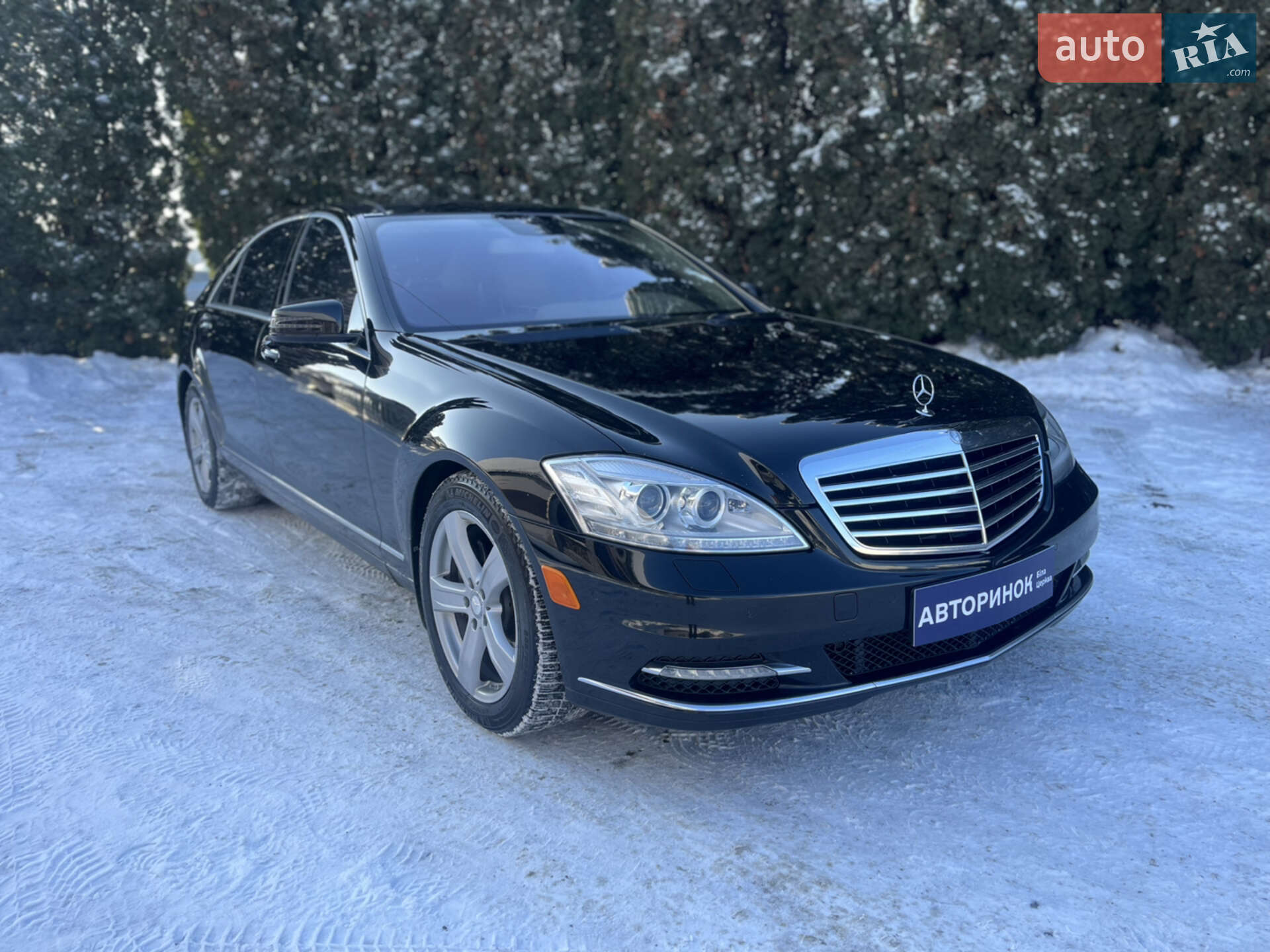 MERCEDES-BENZ S 550 2011