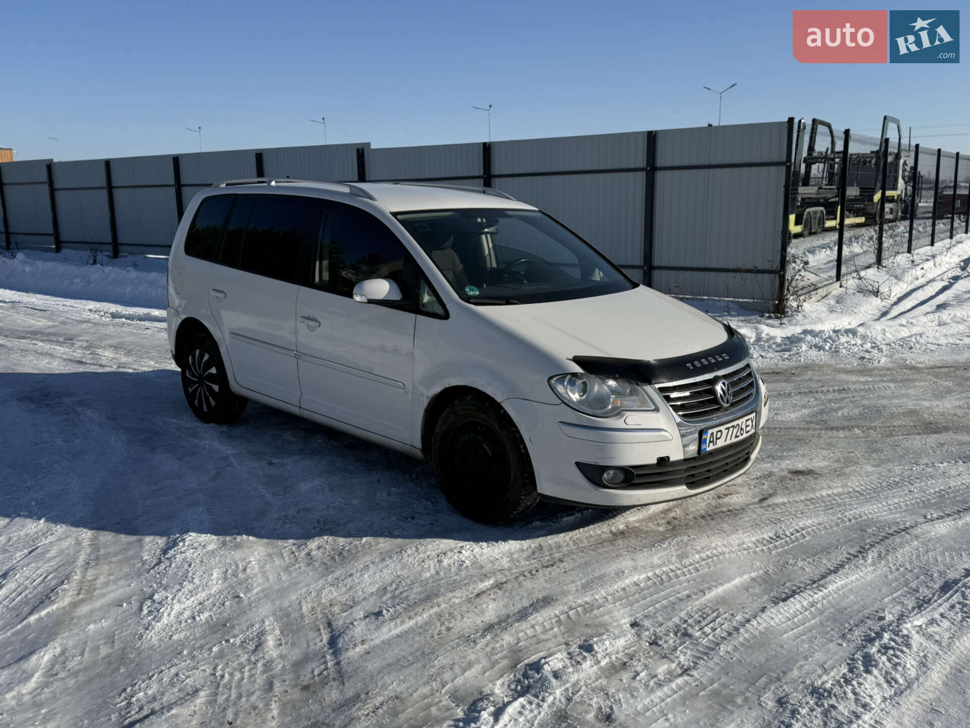 VOLKSWAGEN TOURAN 2009