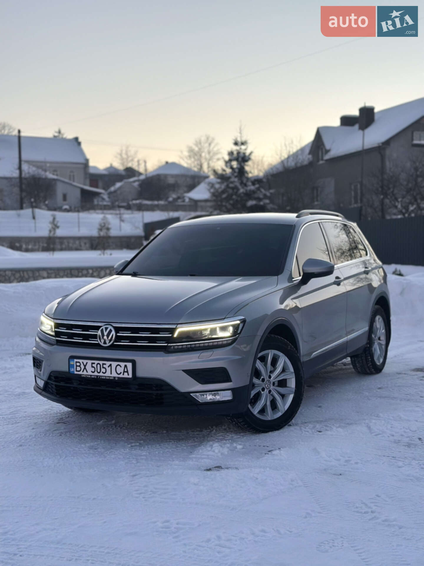 VOLKSWAGEN TIGUAN 2016