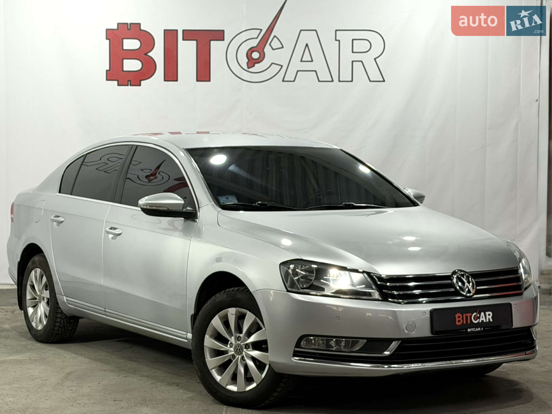VOLKSWAGEN PASSAT 2011