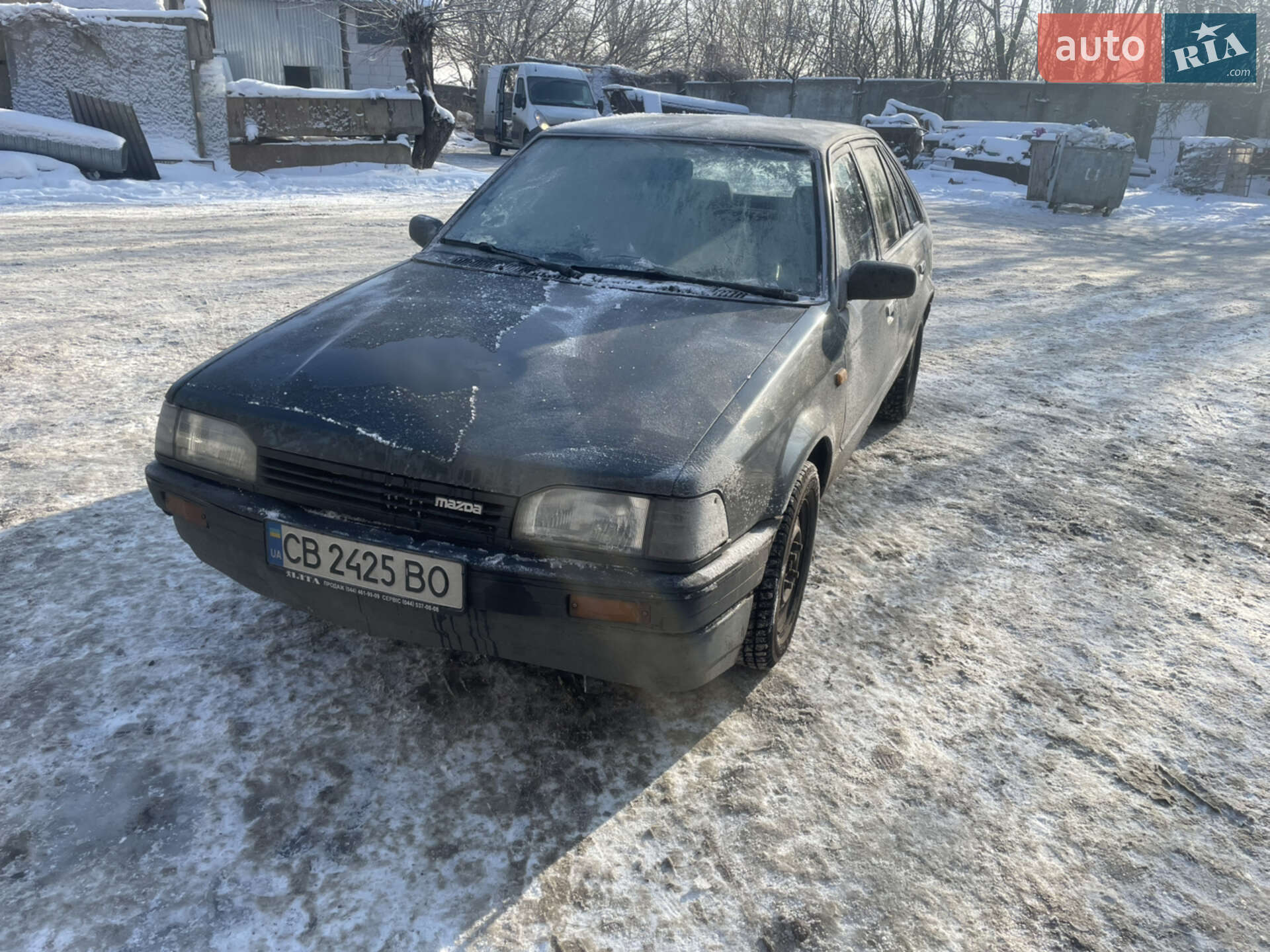 MAZDA 323 1988